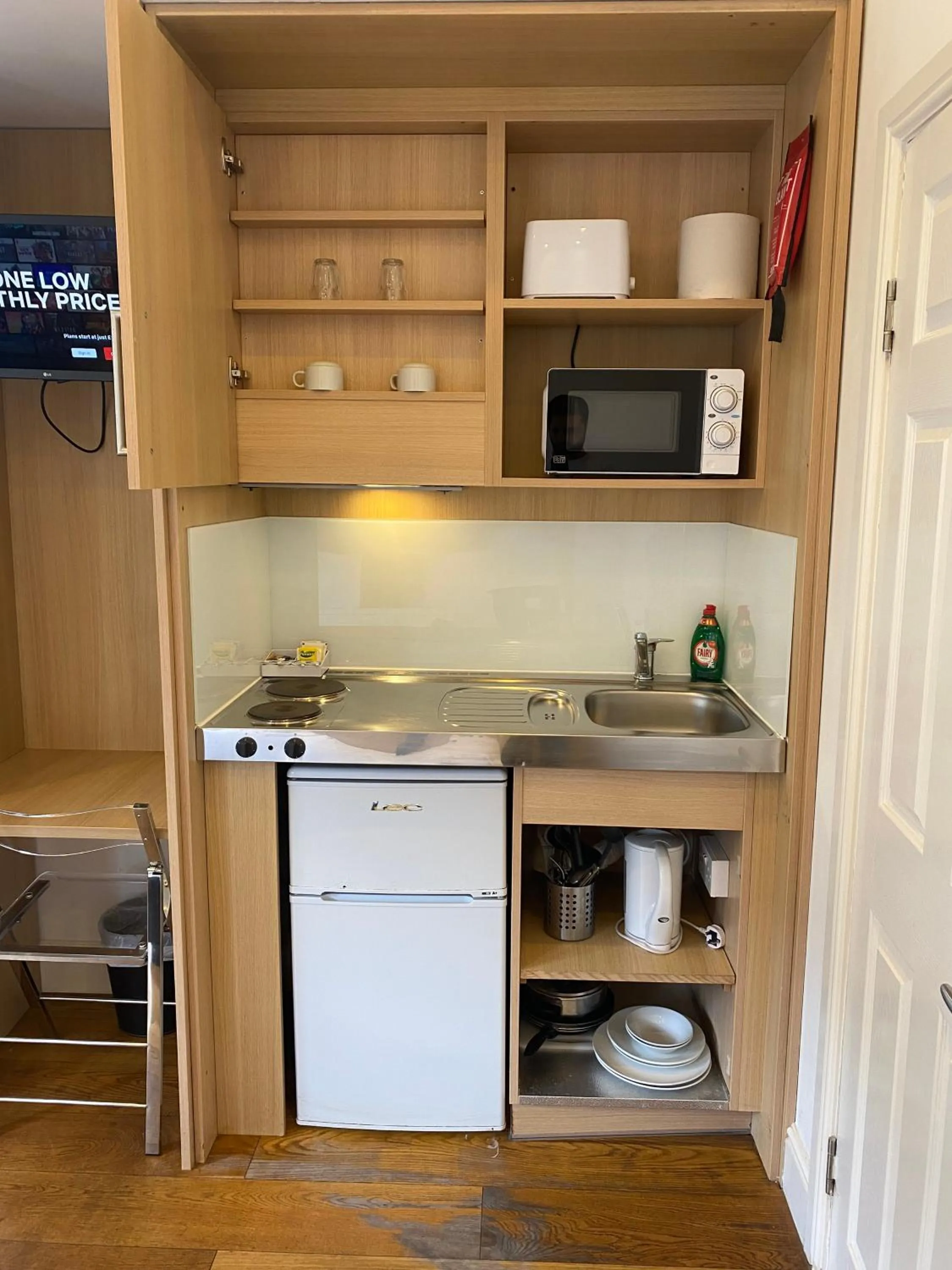 Kitchen or kitchenette in NOX Kensington