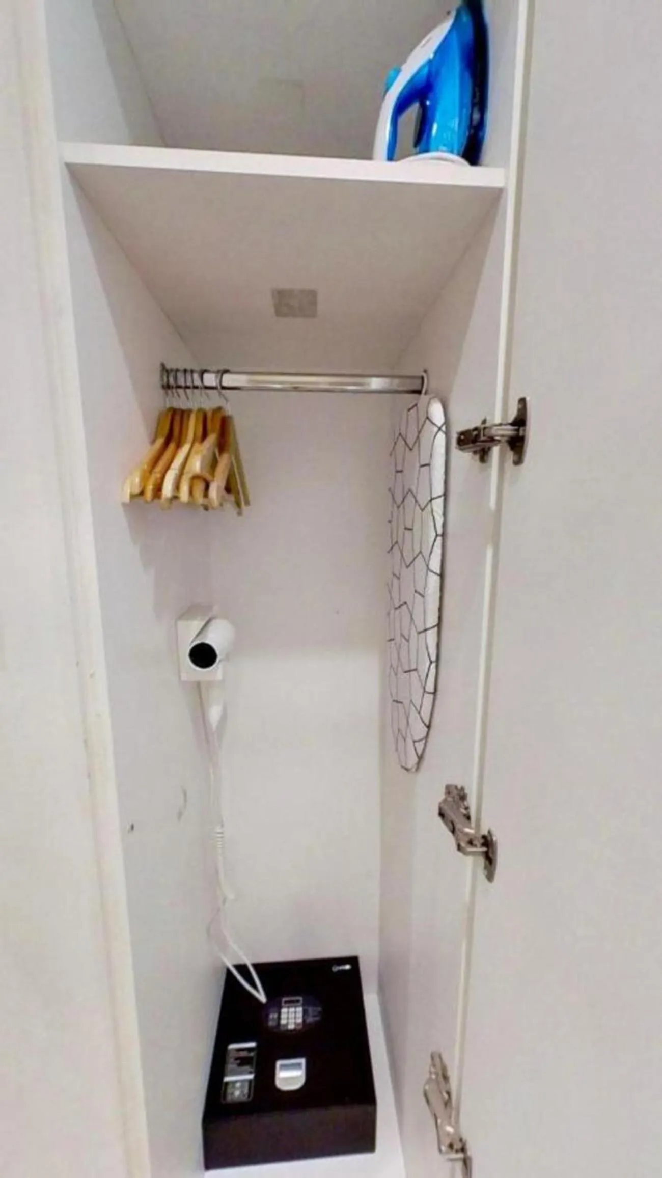 flat iron in NOX Kensington