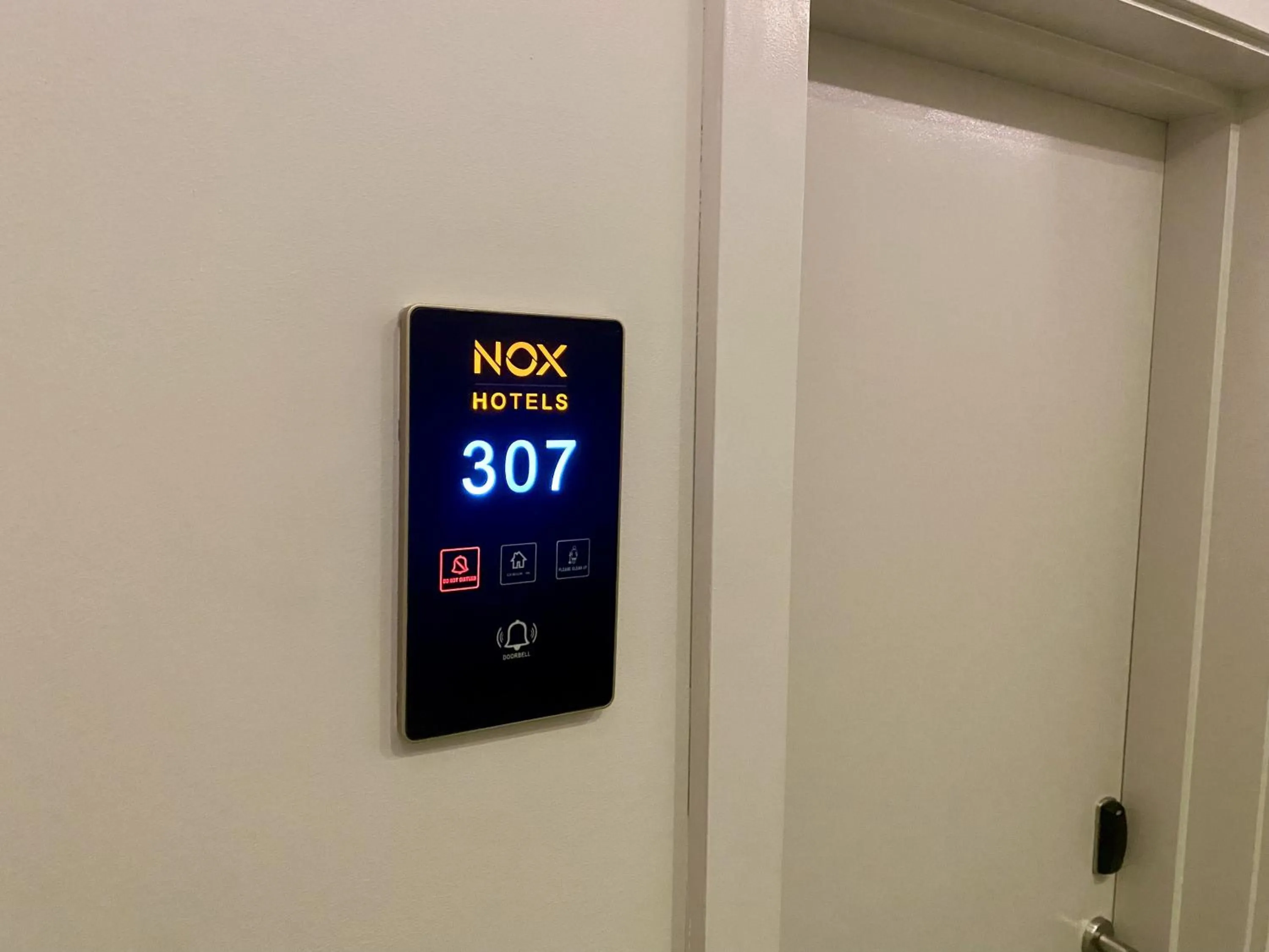 Logo/Certificate/Sign in NOX Kensington