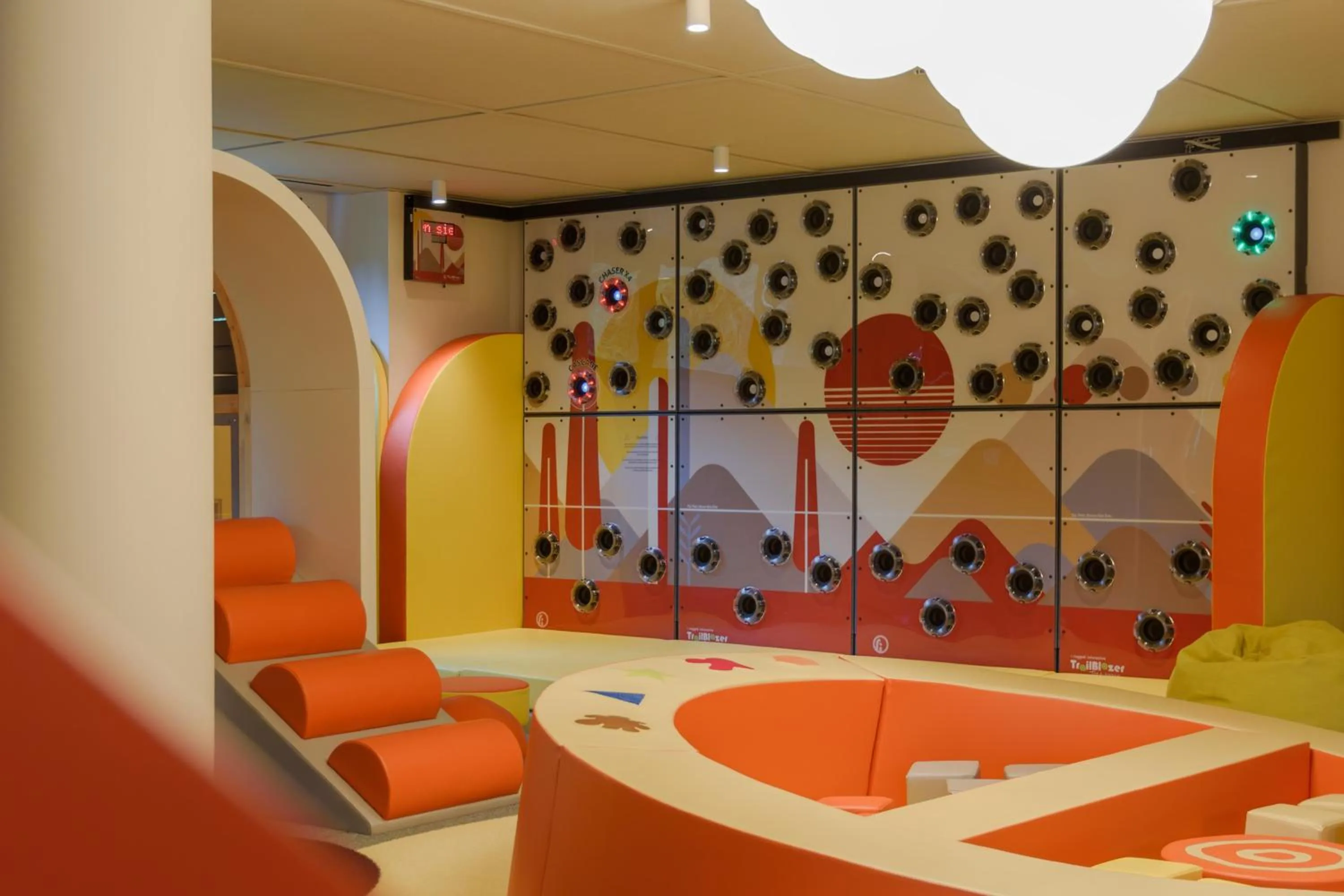 Kids's club in Park Piolets MountainHotel & Spa