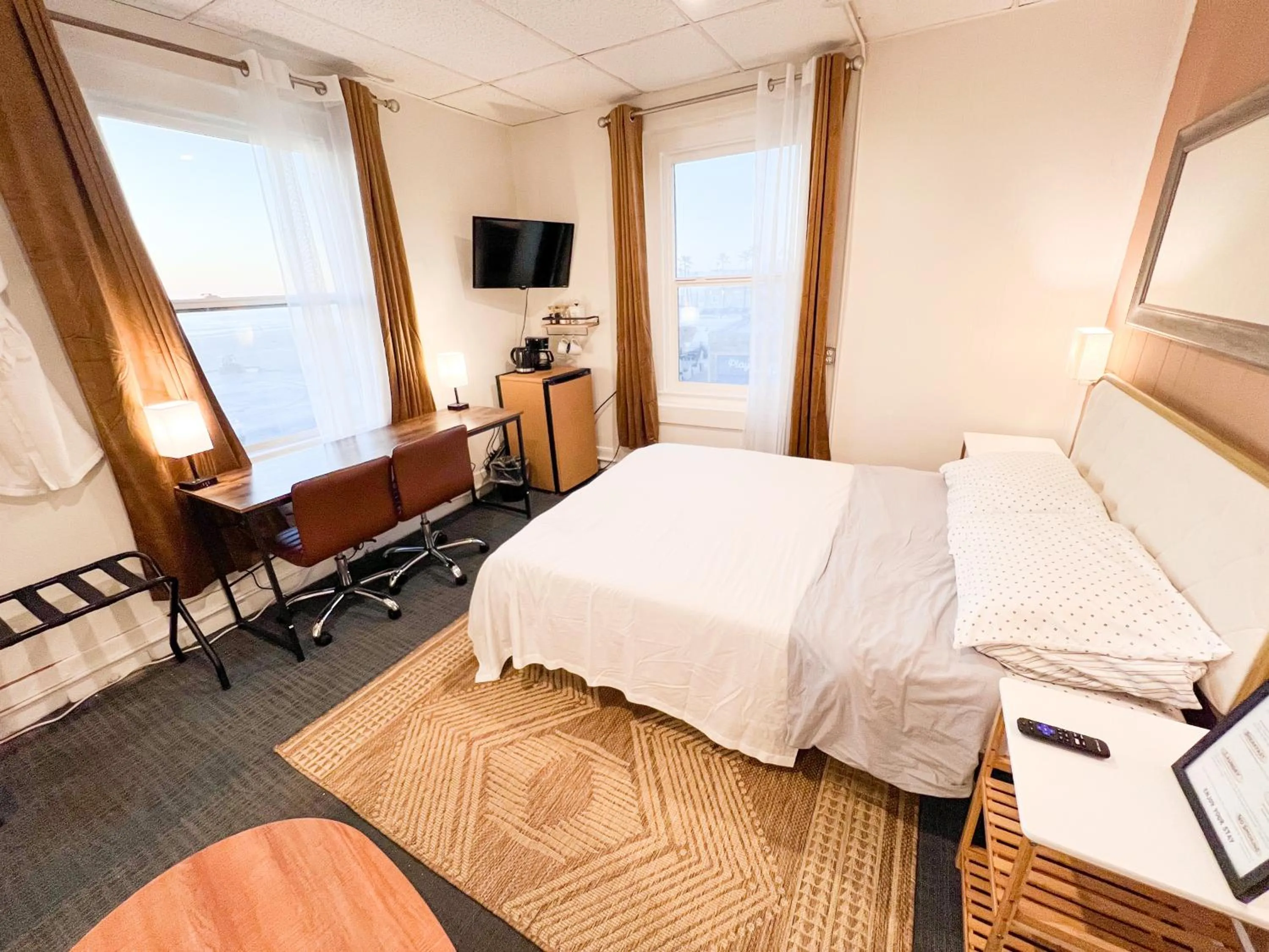 Bedroom in ITH Hermosa Beach Surf Hostel LAX