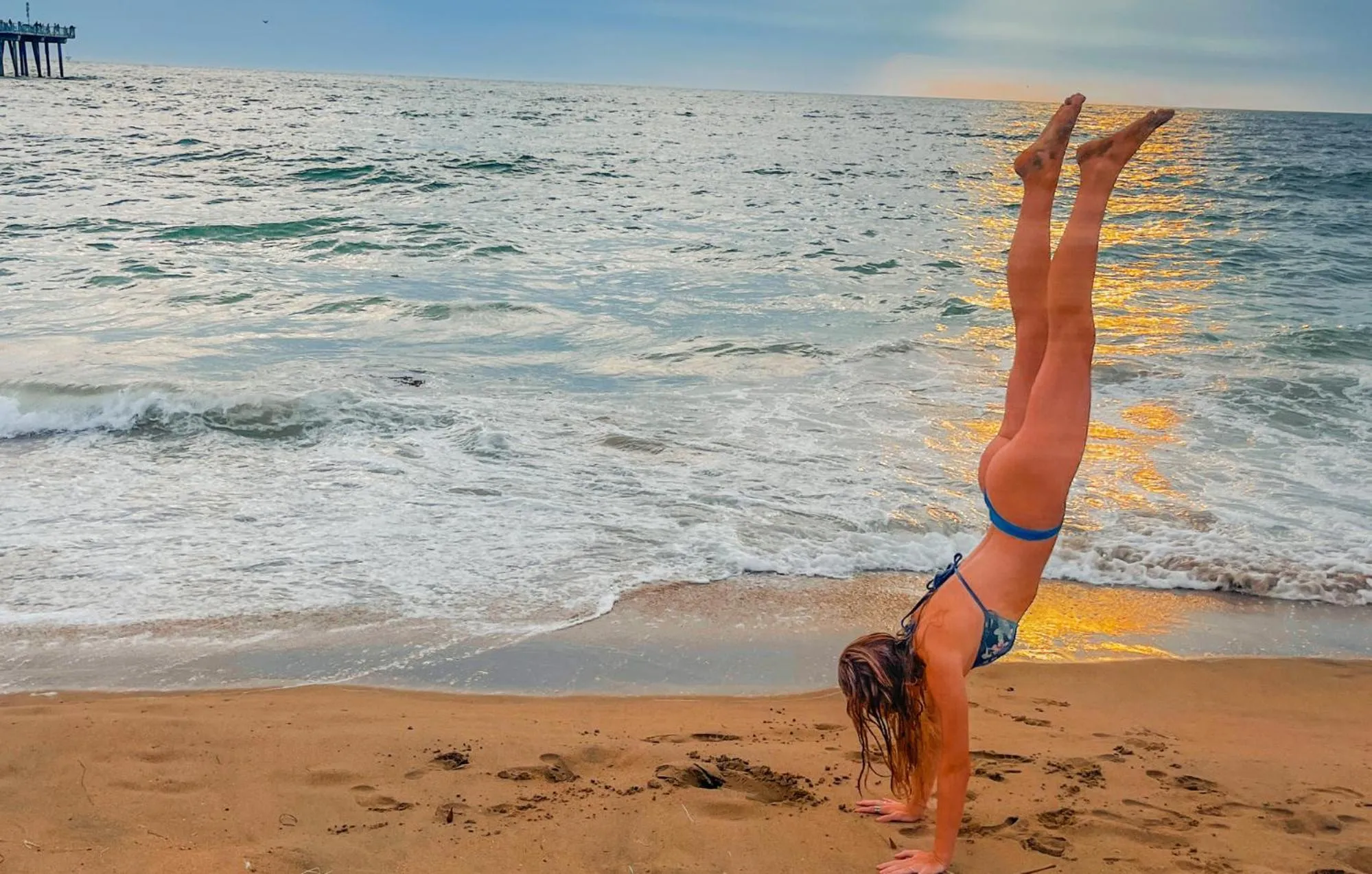 Guests in ITH Hermosa Beach Surf Hostel LAX