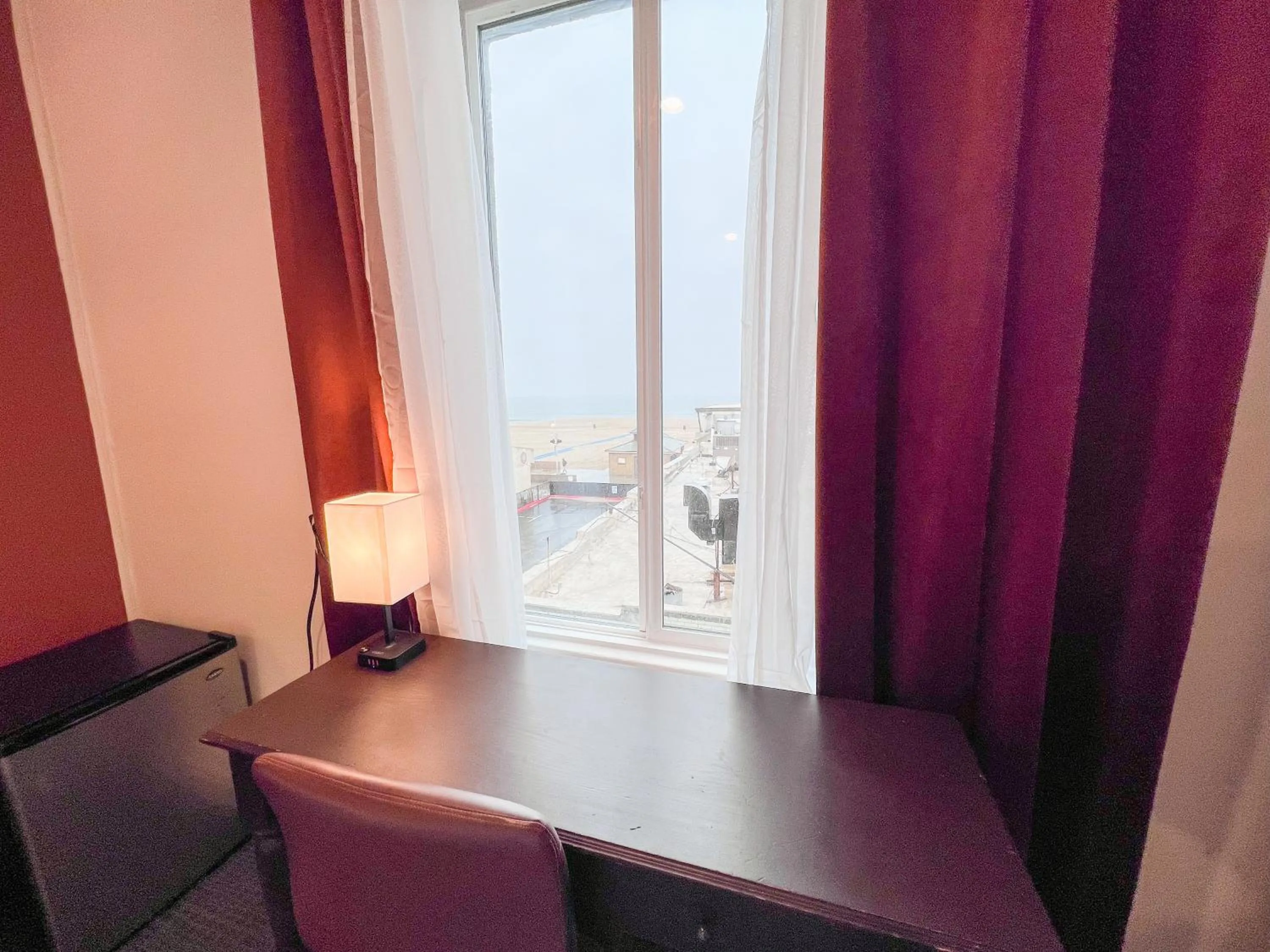 Bedroom in ITH Hermosa Beach Surf Hostel LAX