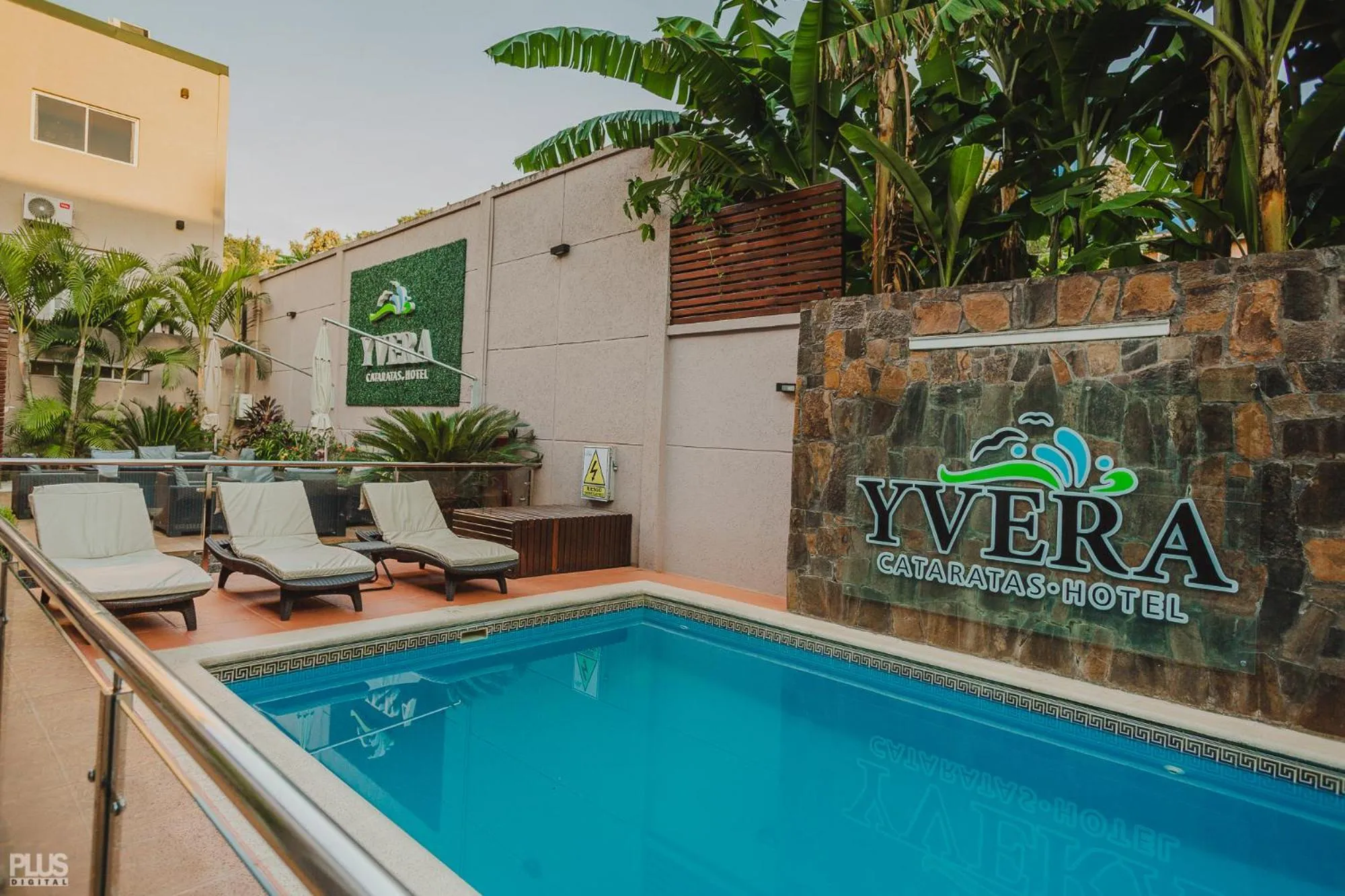 Property logo or sign in Hotel Yvera Cataratas