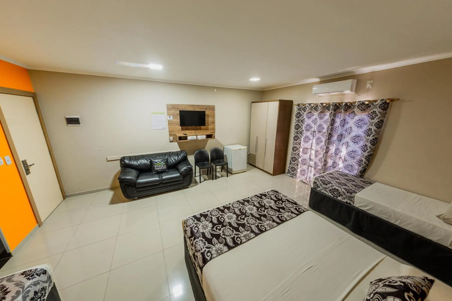 Bed in Hotel Yvera Cataratas