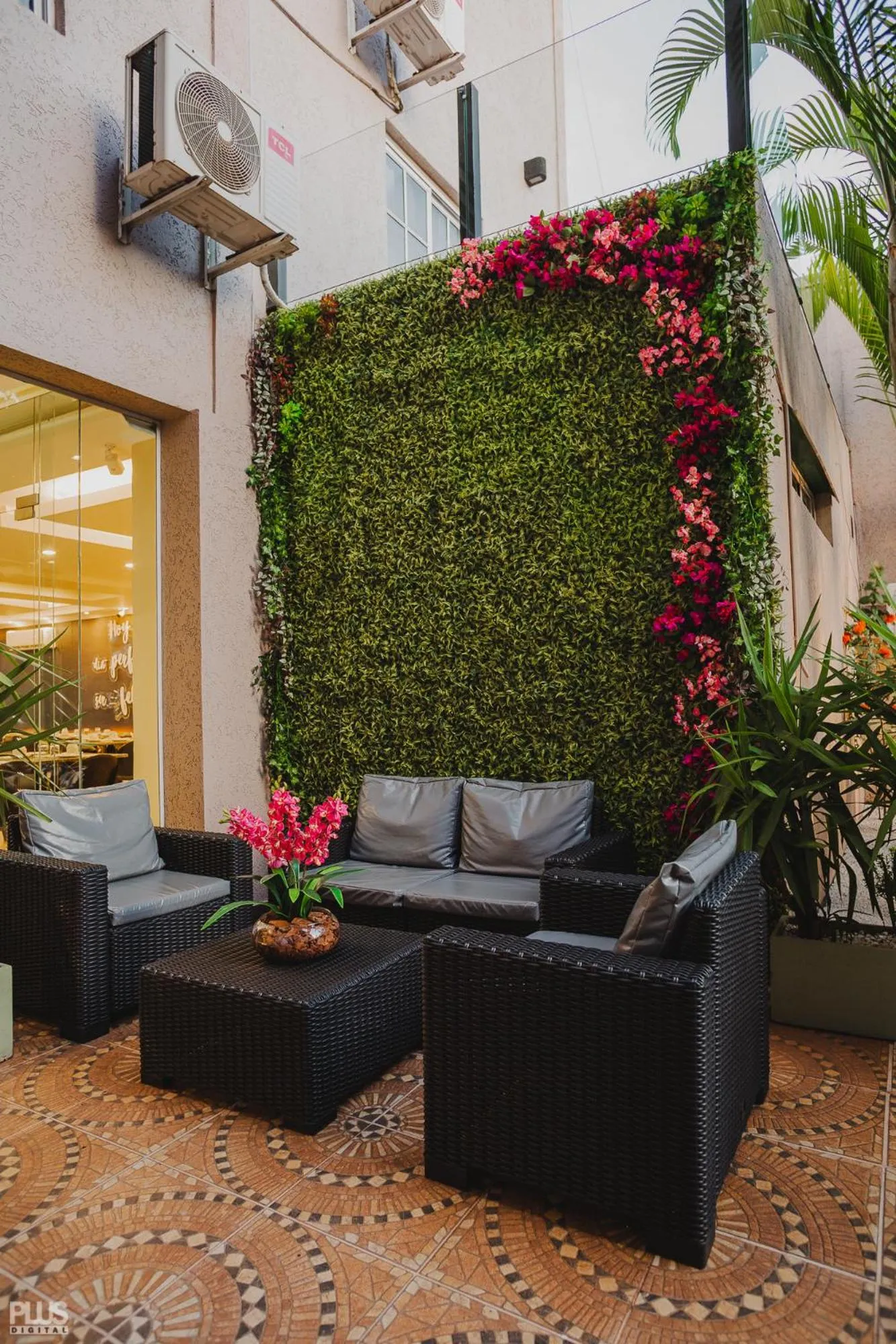 Garden in Hotel Yvera Cataratas