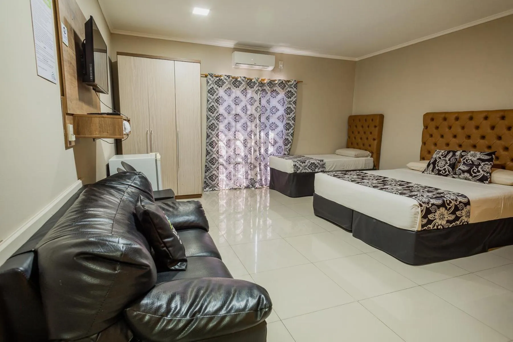 Bed in Hotel Yvera Cataratas