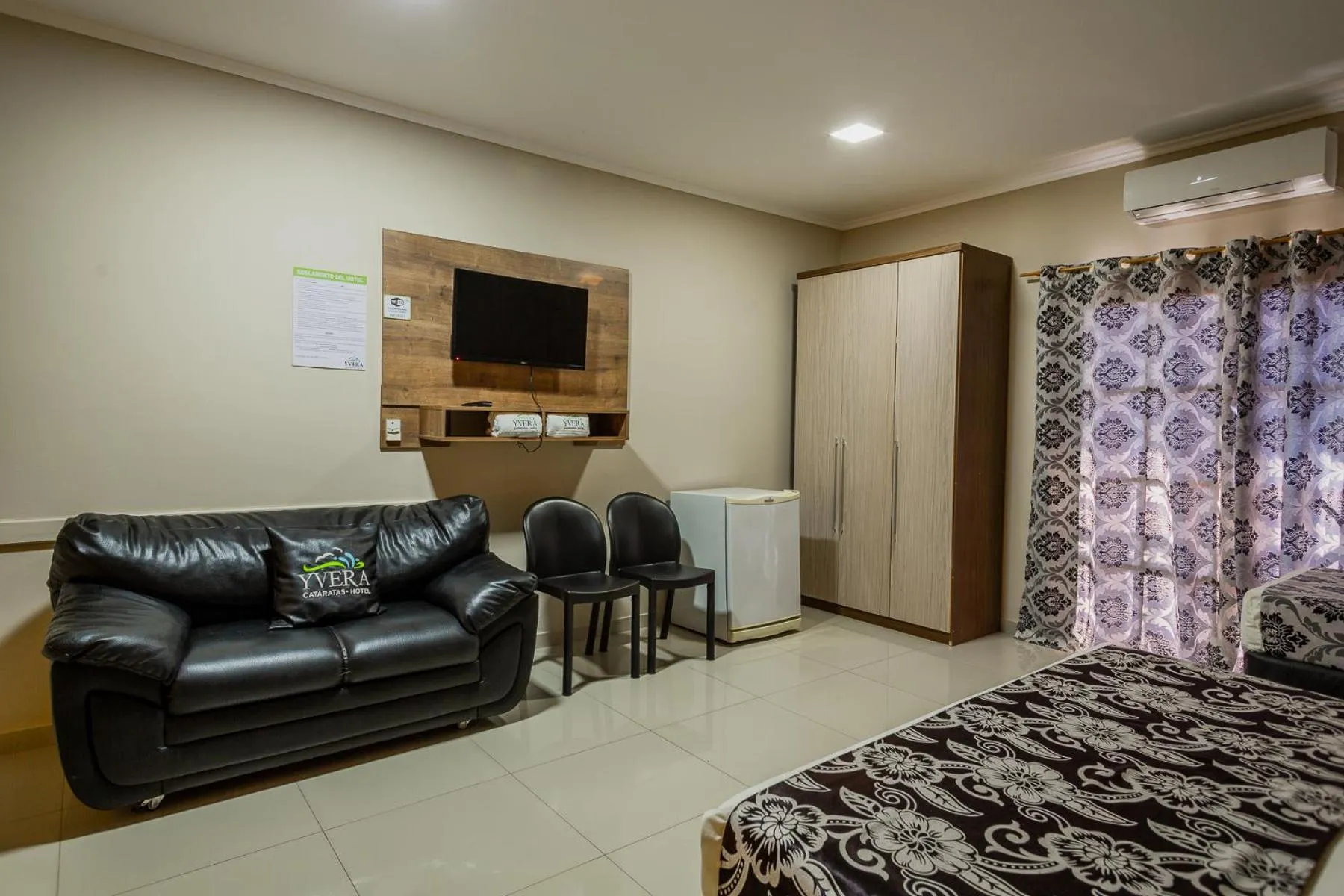 Bed in Hotel Yvera Cataratas