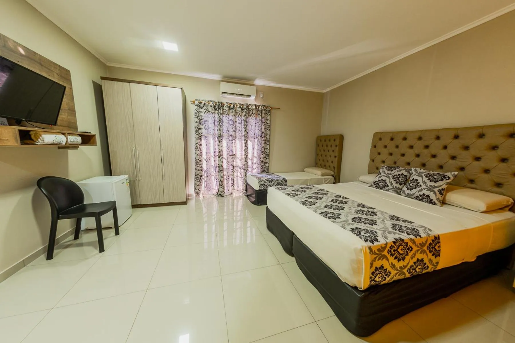 Bed in Hotel Yvera Cataratas