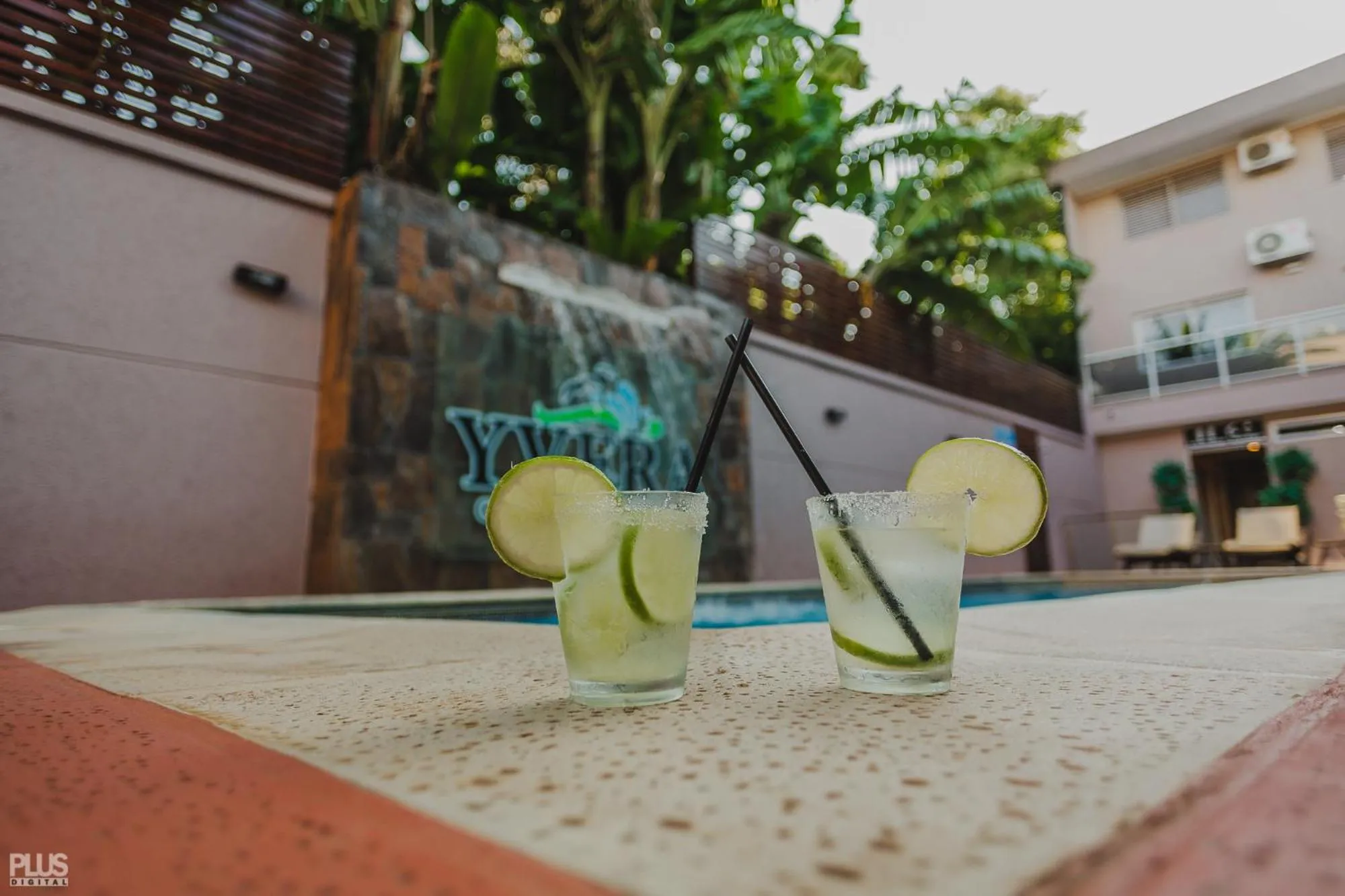 Swimming pool in Hotel Yvera Cataratas