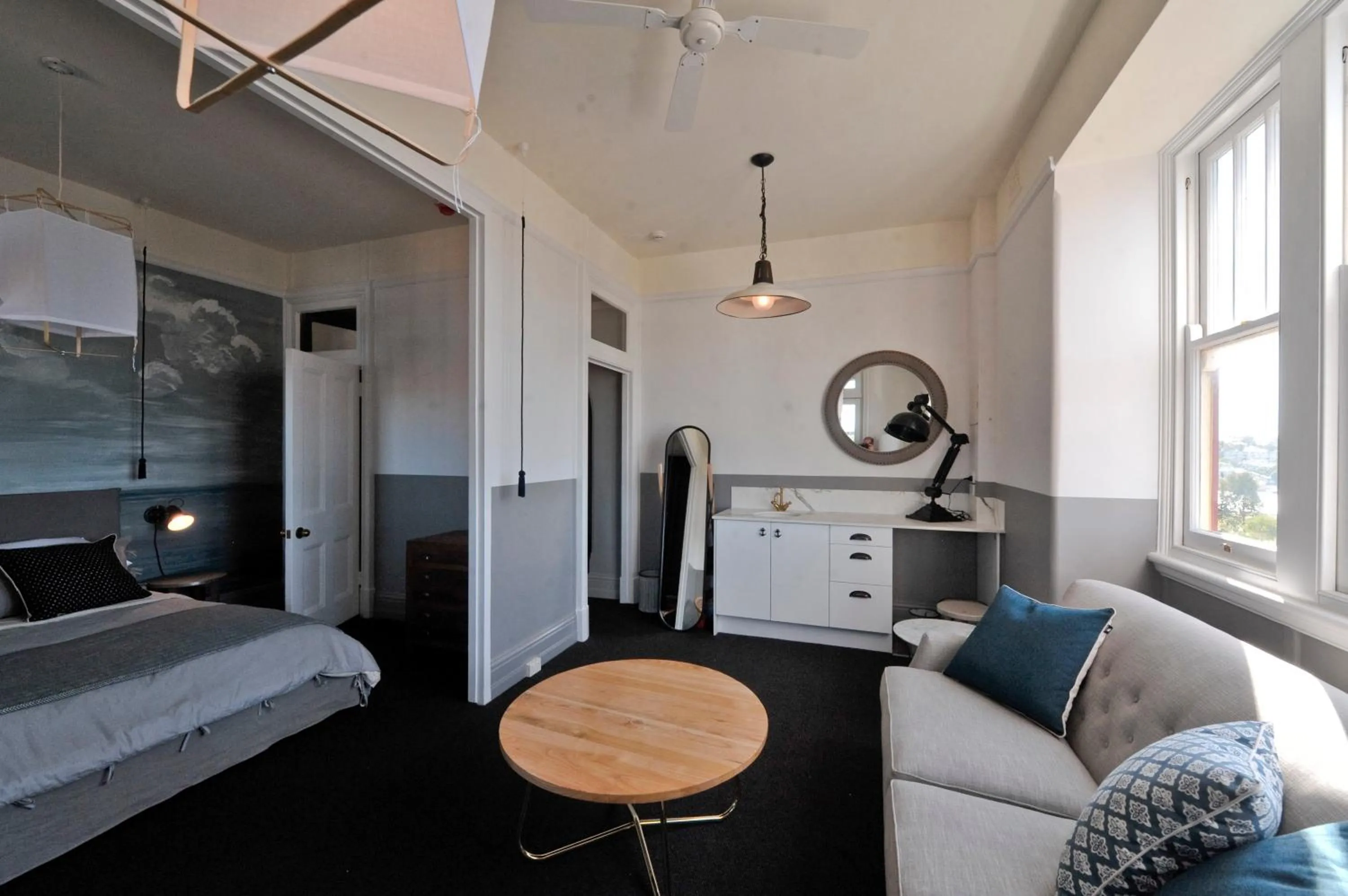 Property building, Bed in Hotel Palisade