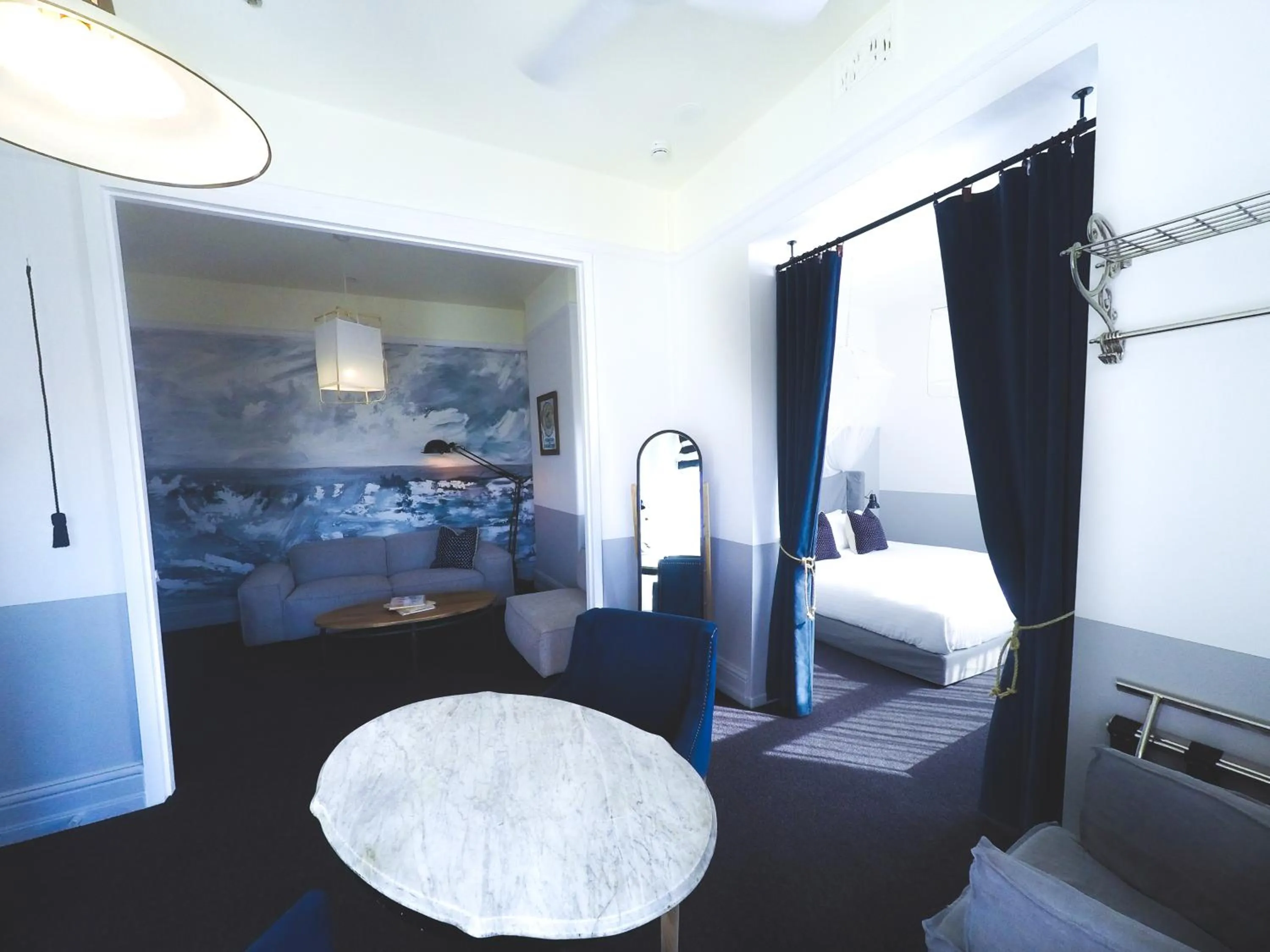 Coffee/tea facilities, Bed in Hotel Palisade