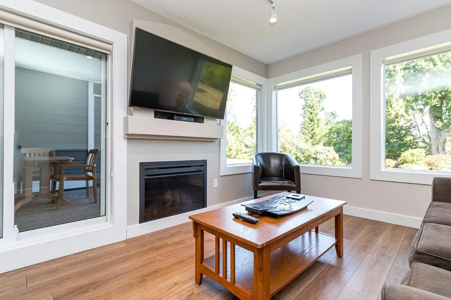 Queen Suite in Pacific Shores Resort & Spa Queen Suite in Pacific Shores Resort & Spa