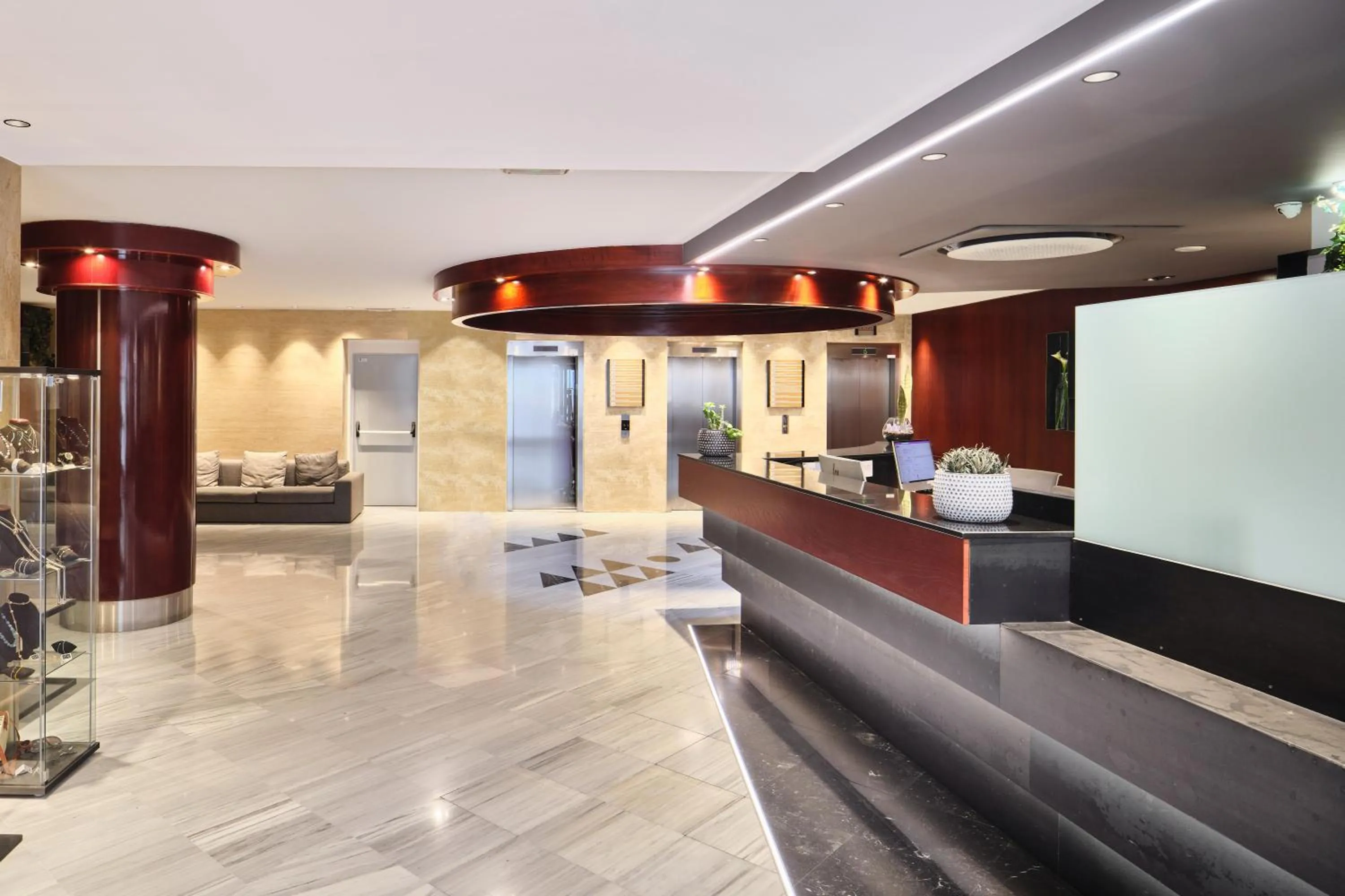 Lobby or reception in Exe Prisma