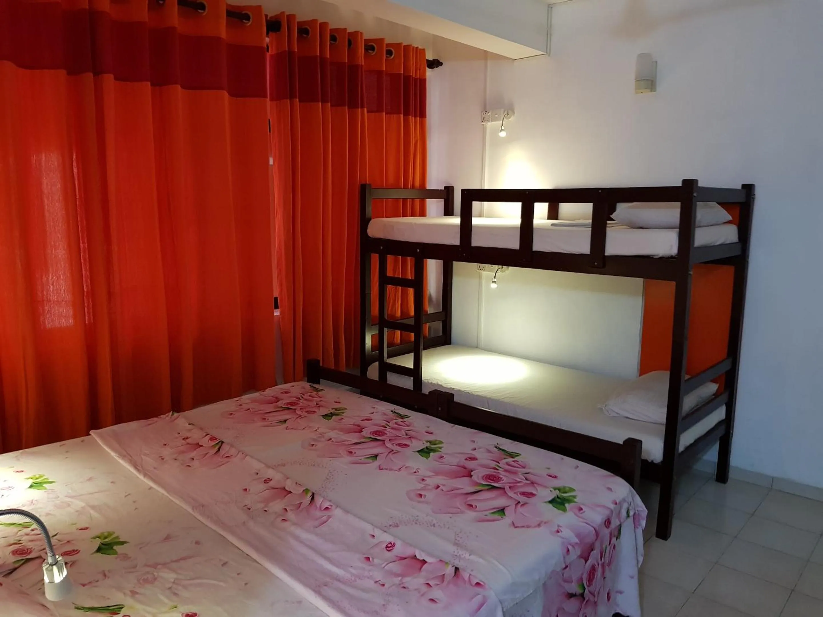 bunk bed, Bed in Thambili Island @ Stubbs