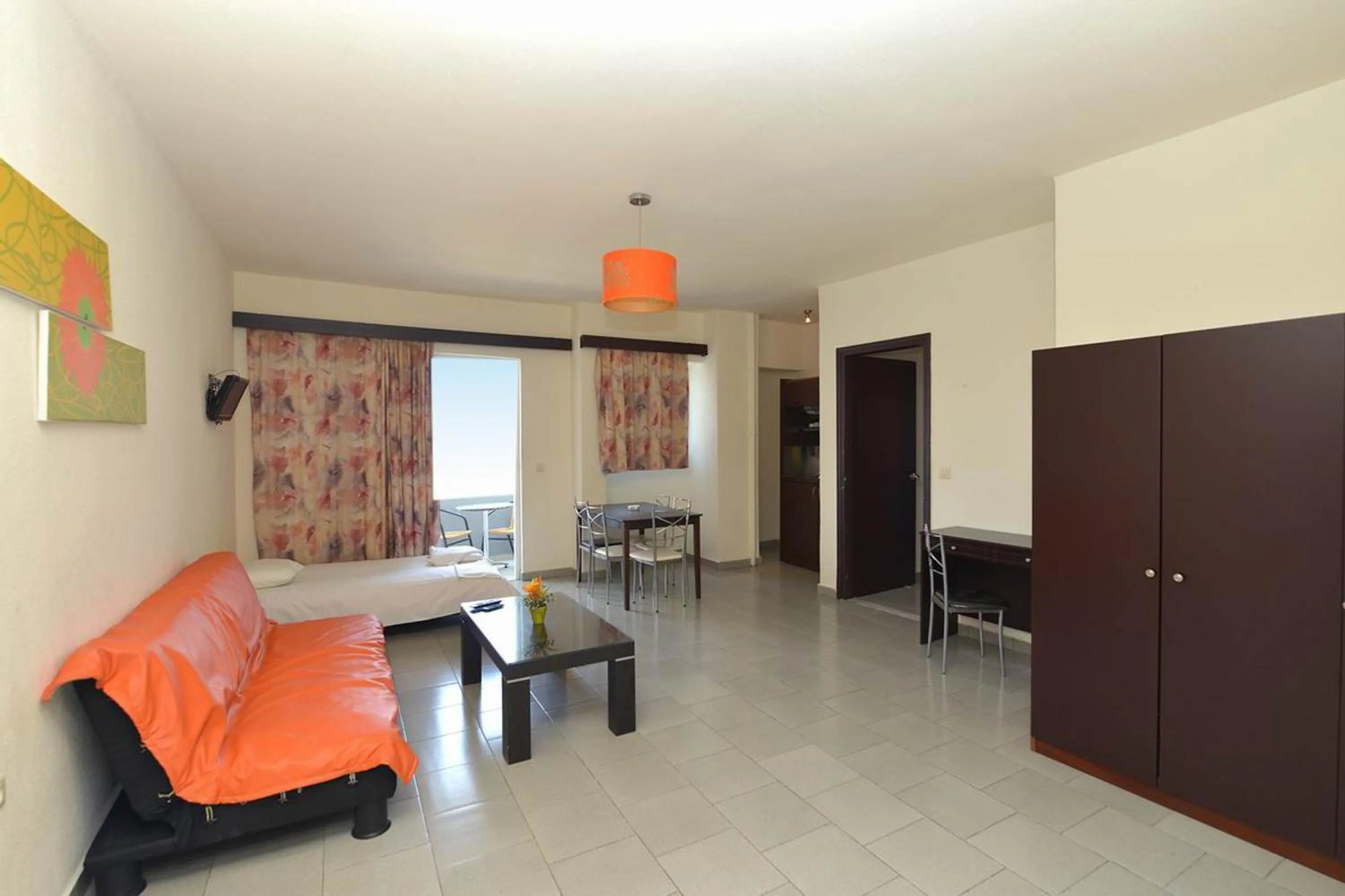 Living room in Ialysos City Hotel