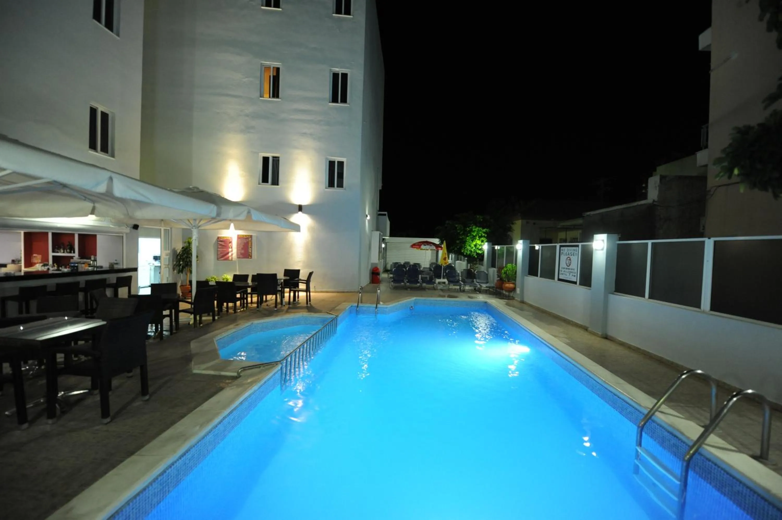 Lounge or bar in Ialysos City Hotel