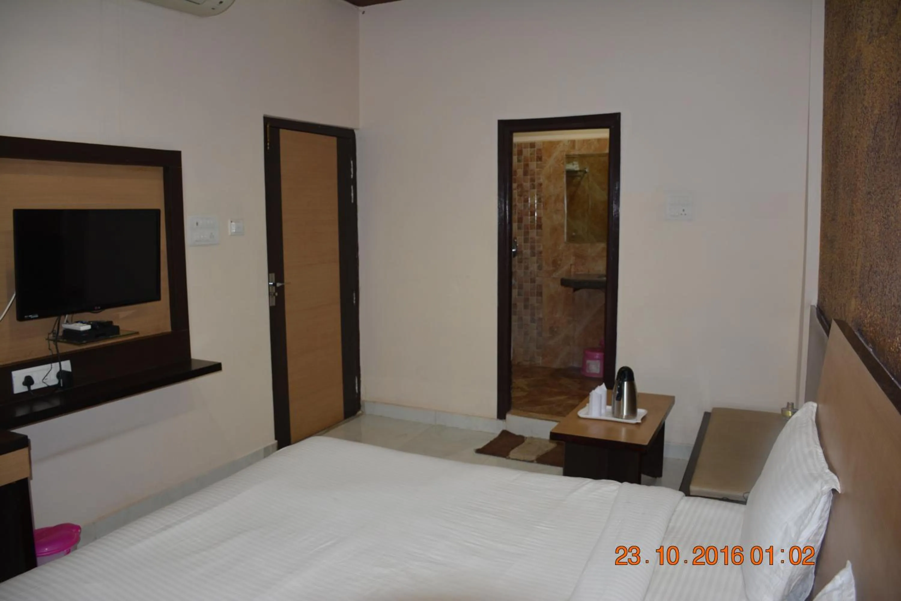 Other, Bed in Hotel Vishnu Vilas