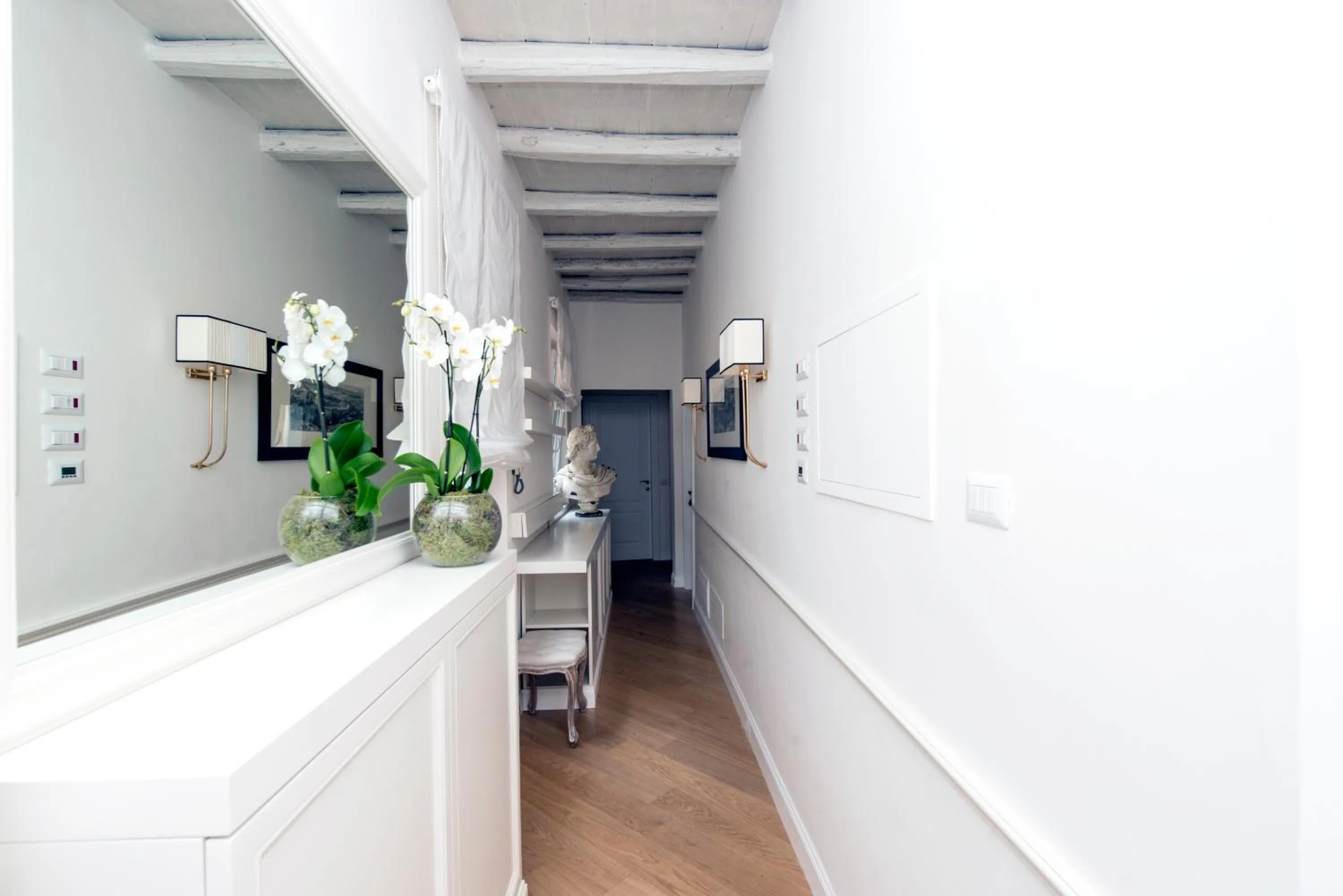 Decorative detail in StarHome Pantheon