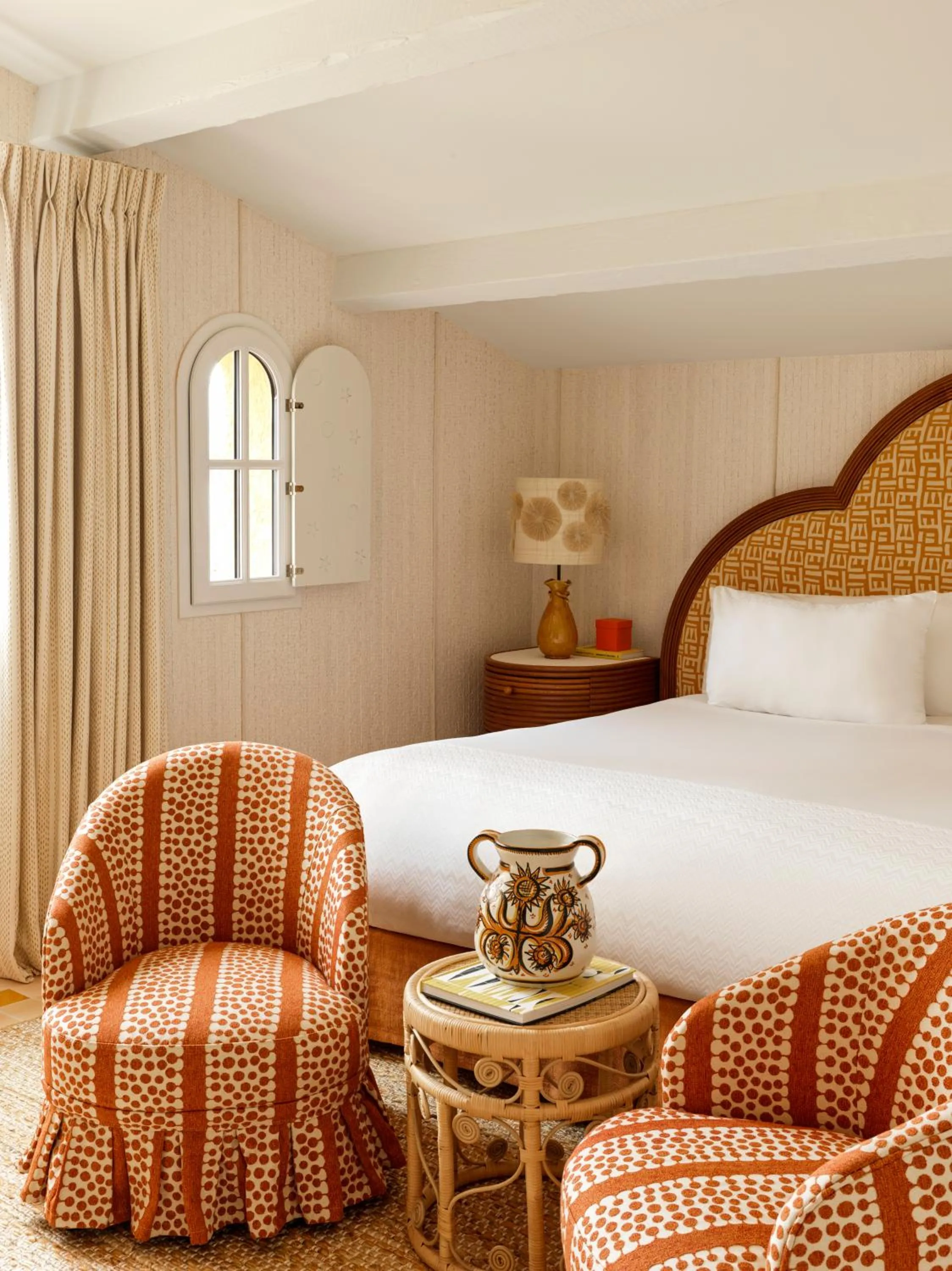 Bed in Hotel Byblos Saint-Tropez