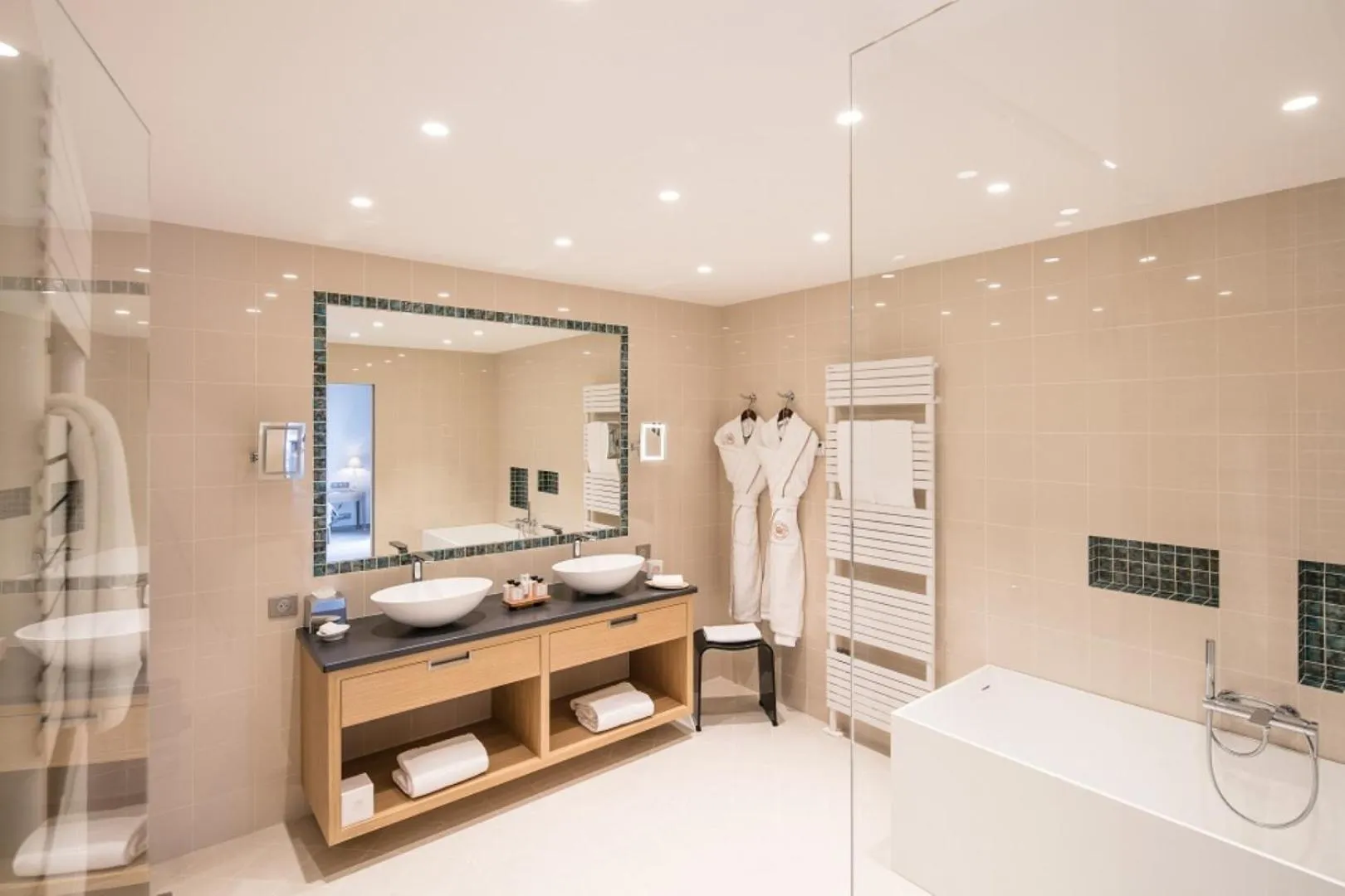 Bathroom in Hotel Byblos Saint-Tropez