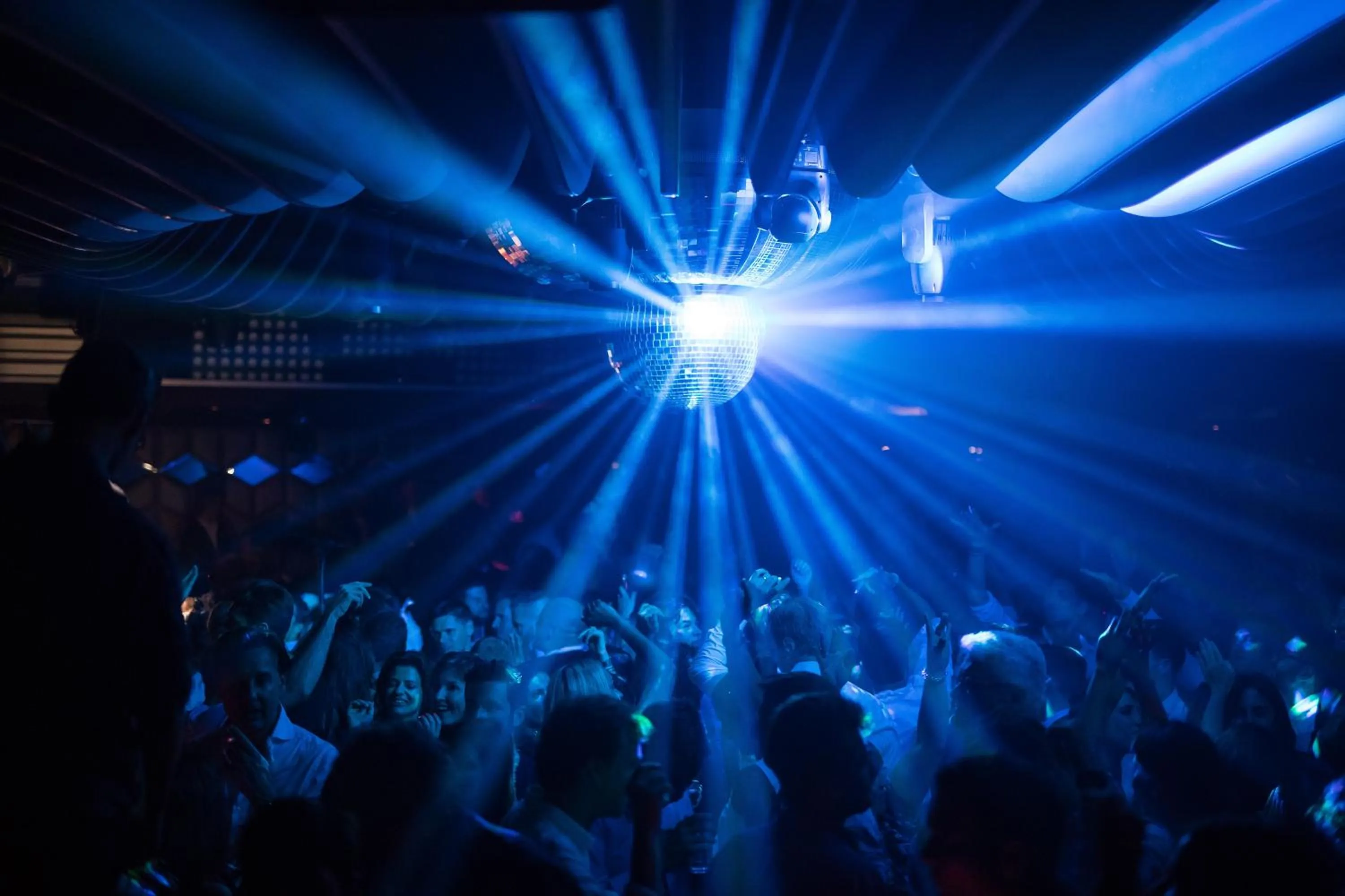 Nightclub / DJ in Hotel Byblos Saint-Tropez