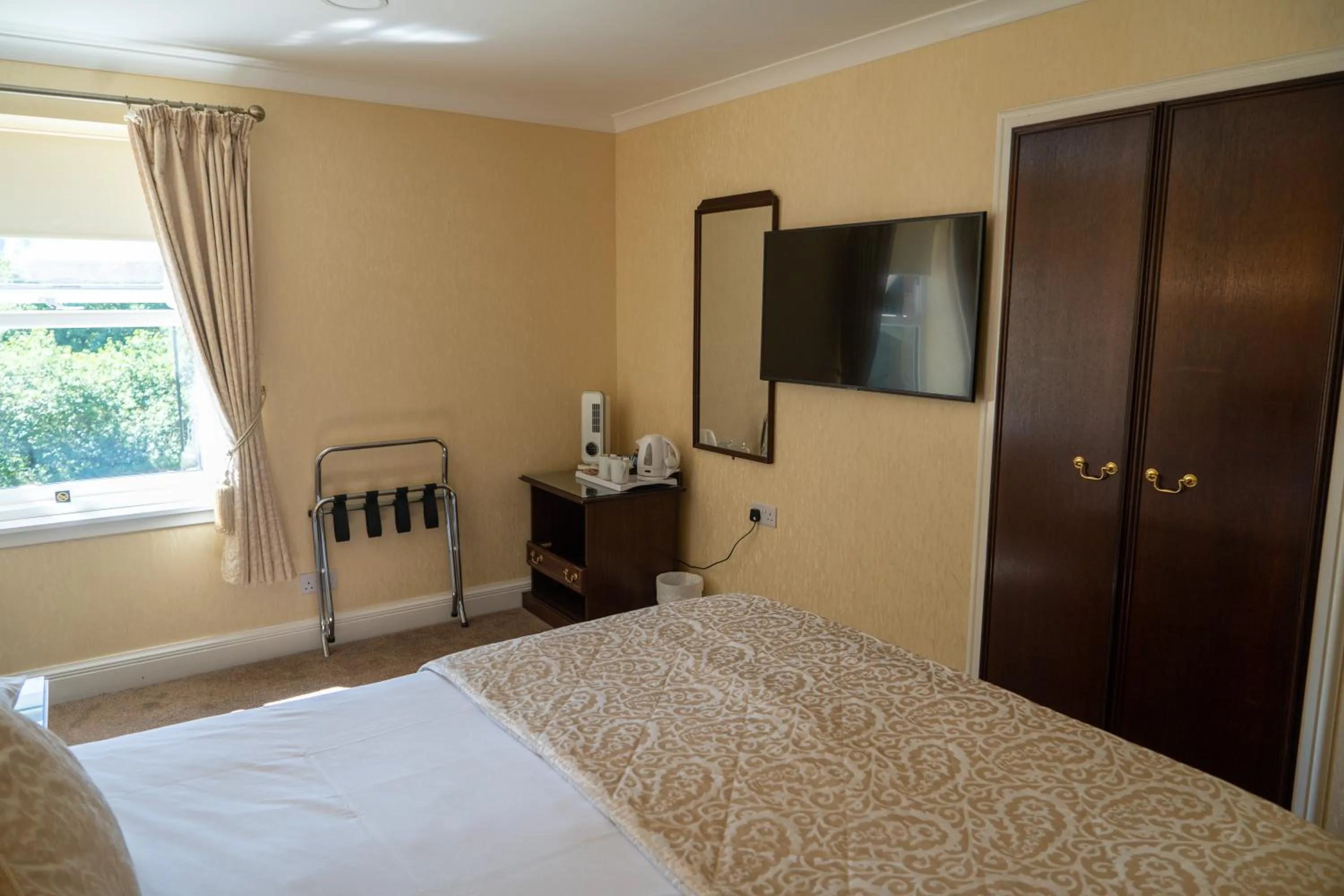 Property building, Bed in Westlands of Pitlochry