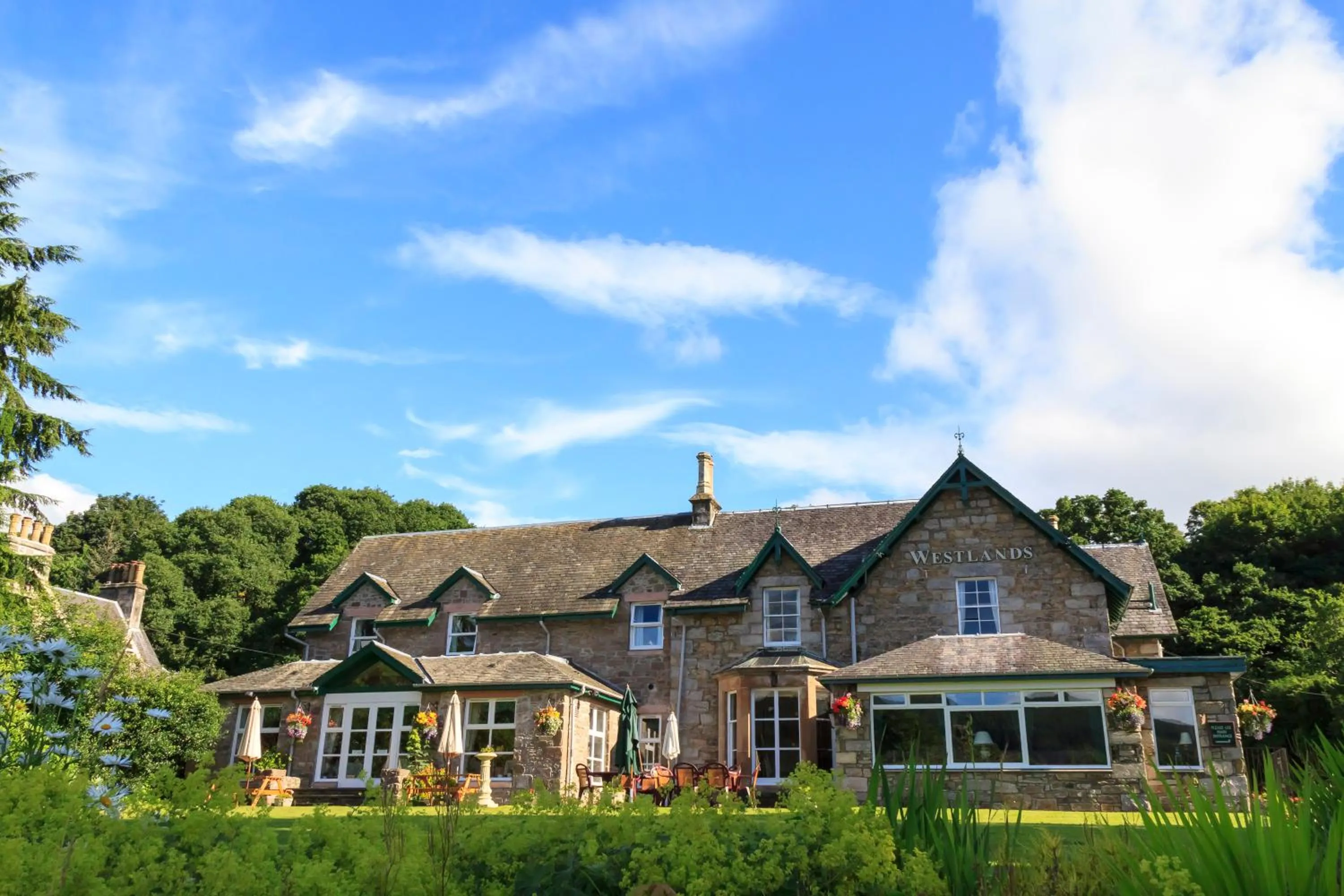 Property building in Westlands of Pitlochry