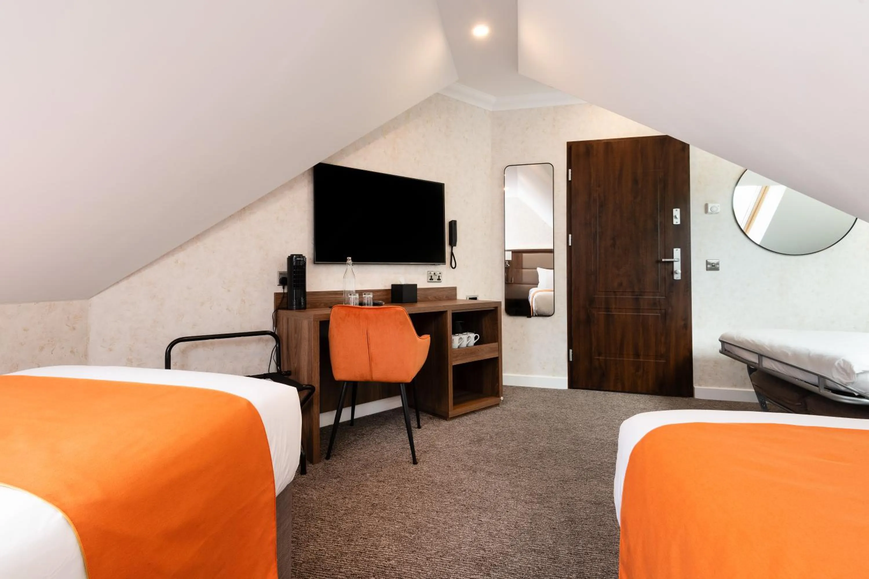 Bedroom, Bed in Westlands of Pitlochry