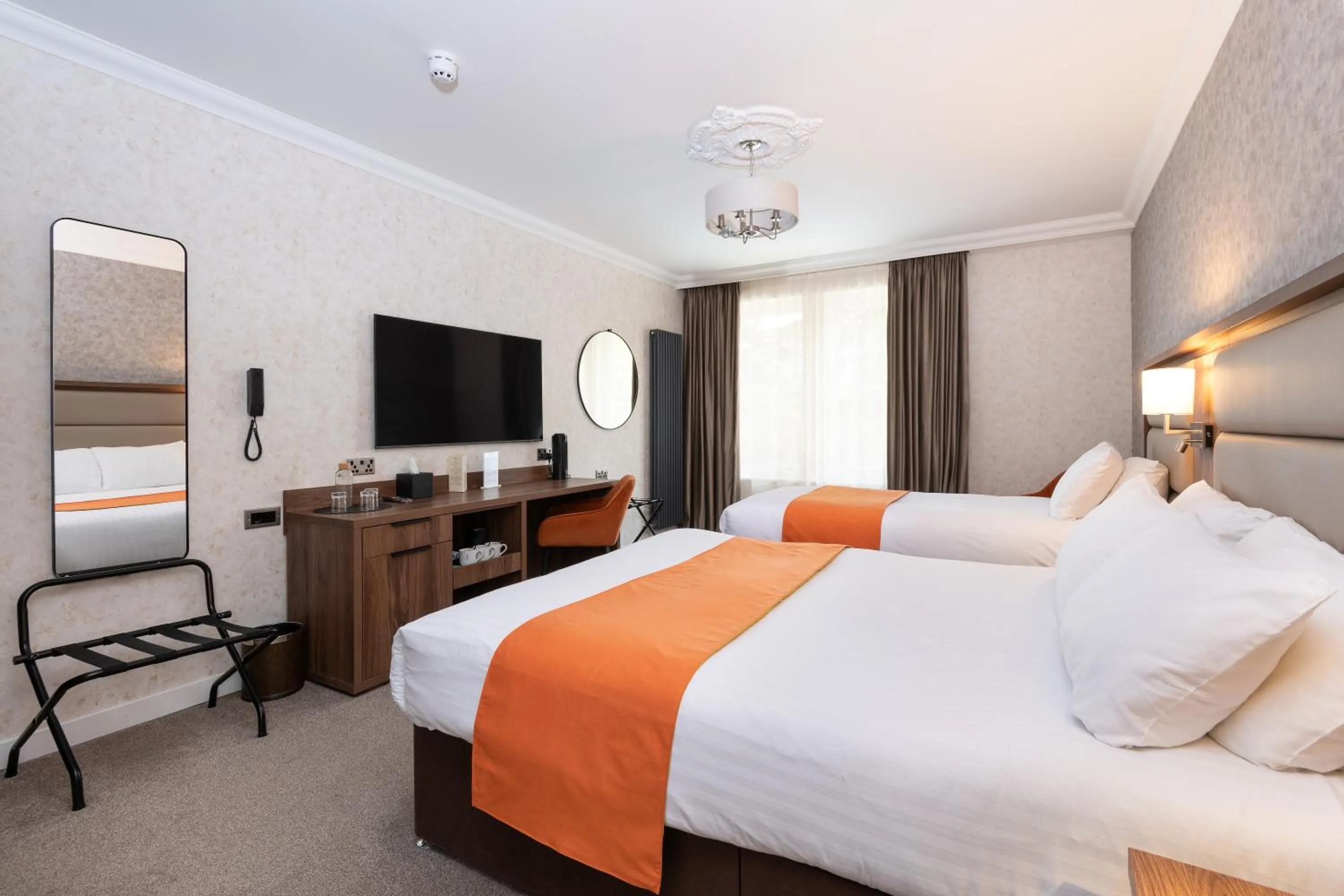 Bedroom, Bed in Westlands of Pitlochry