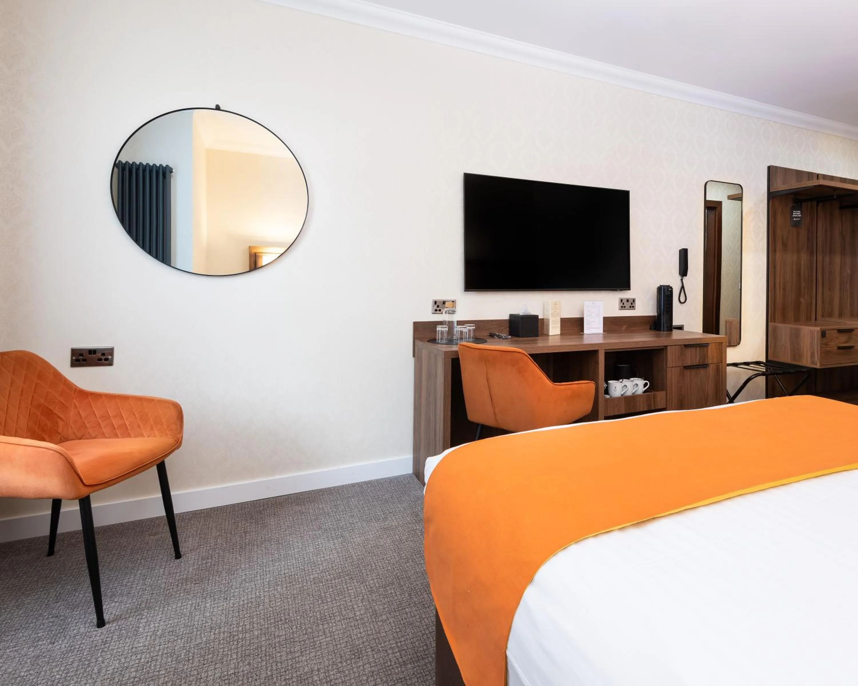 Bedroom, Bed in Westlands of Pitlochry