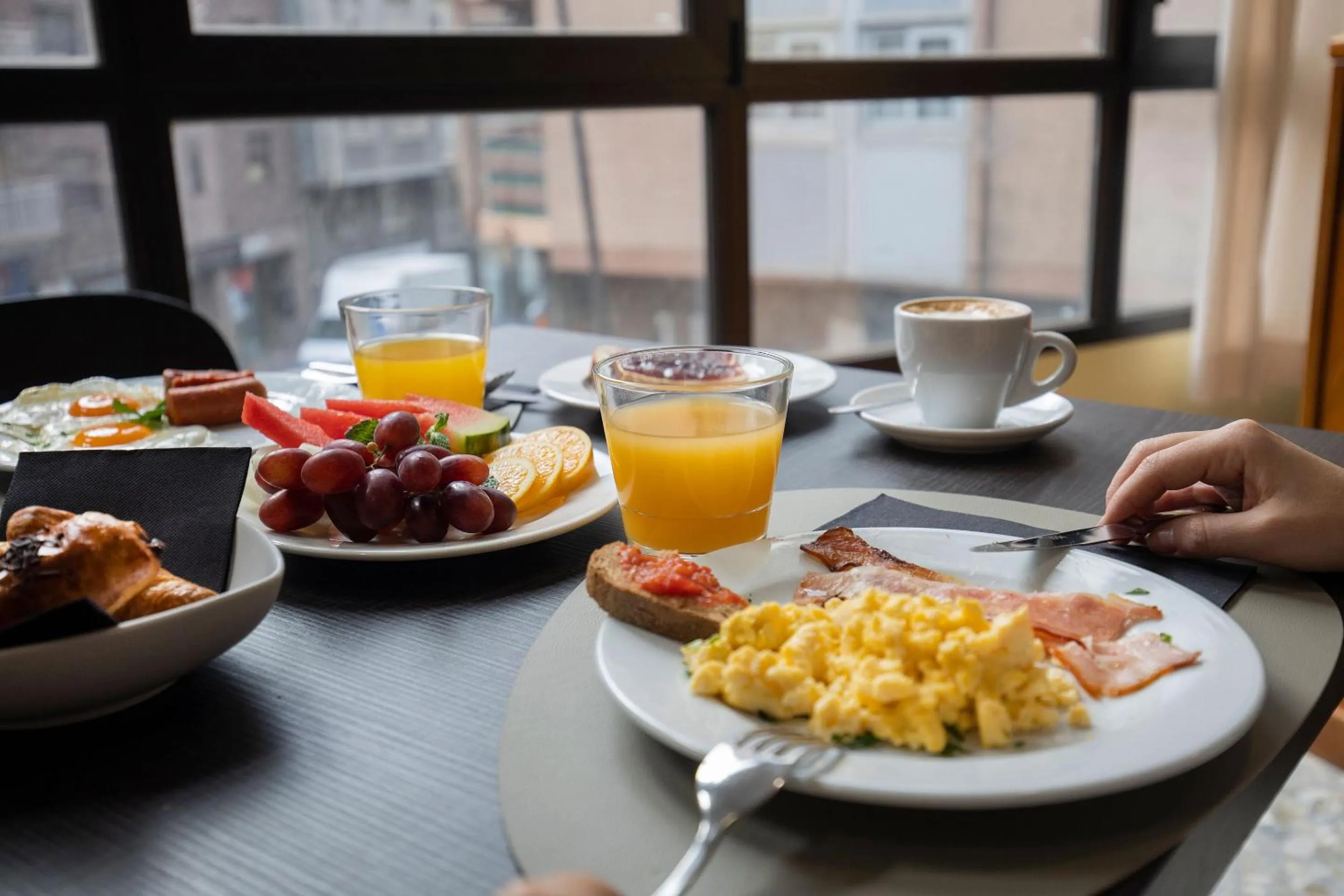 Restaurant/places to eat in Hotel Cervol by Nexta