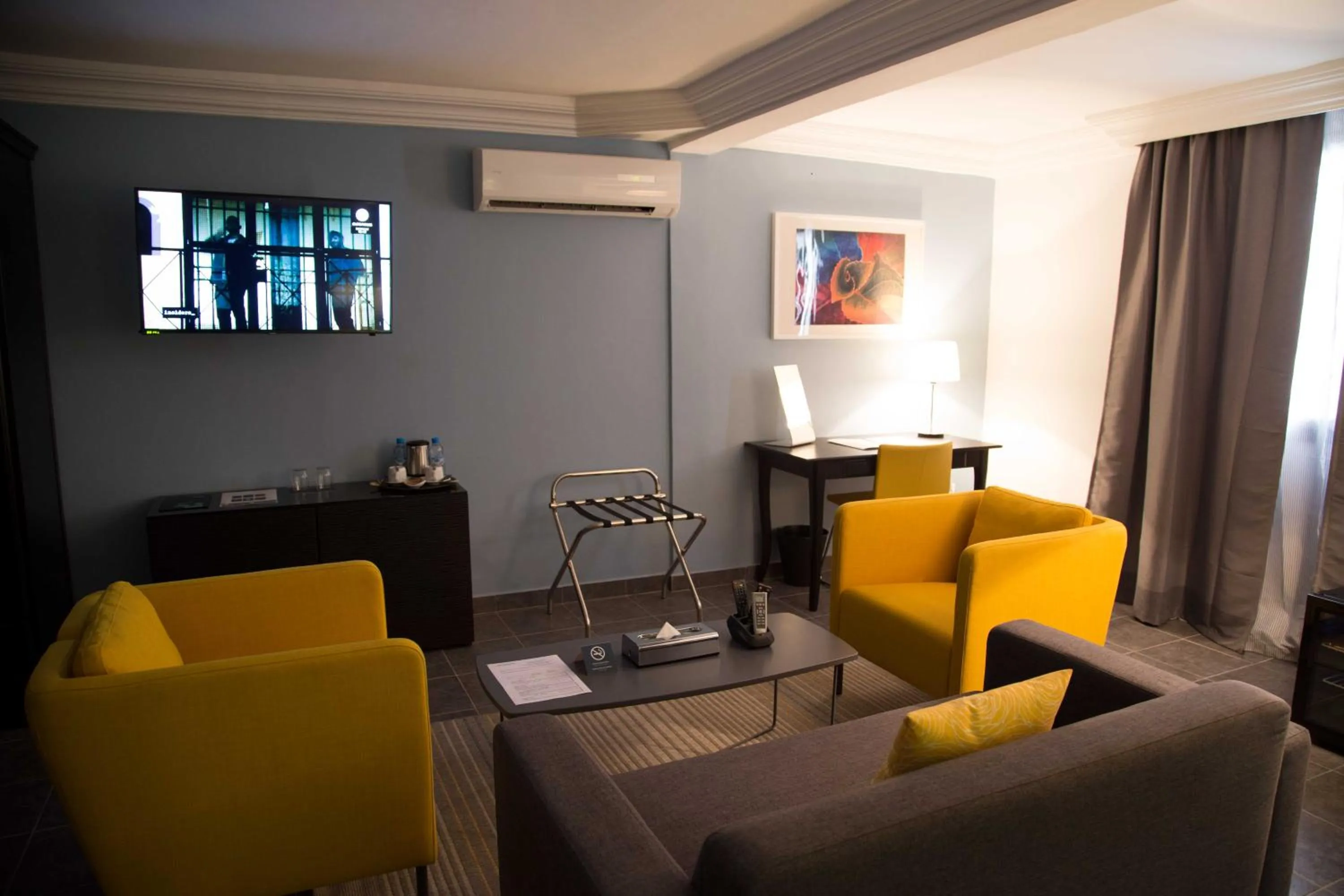 Living room in Hôtel Semiramis City Center