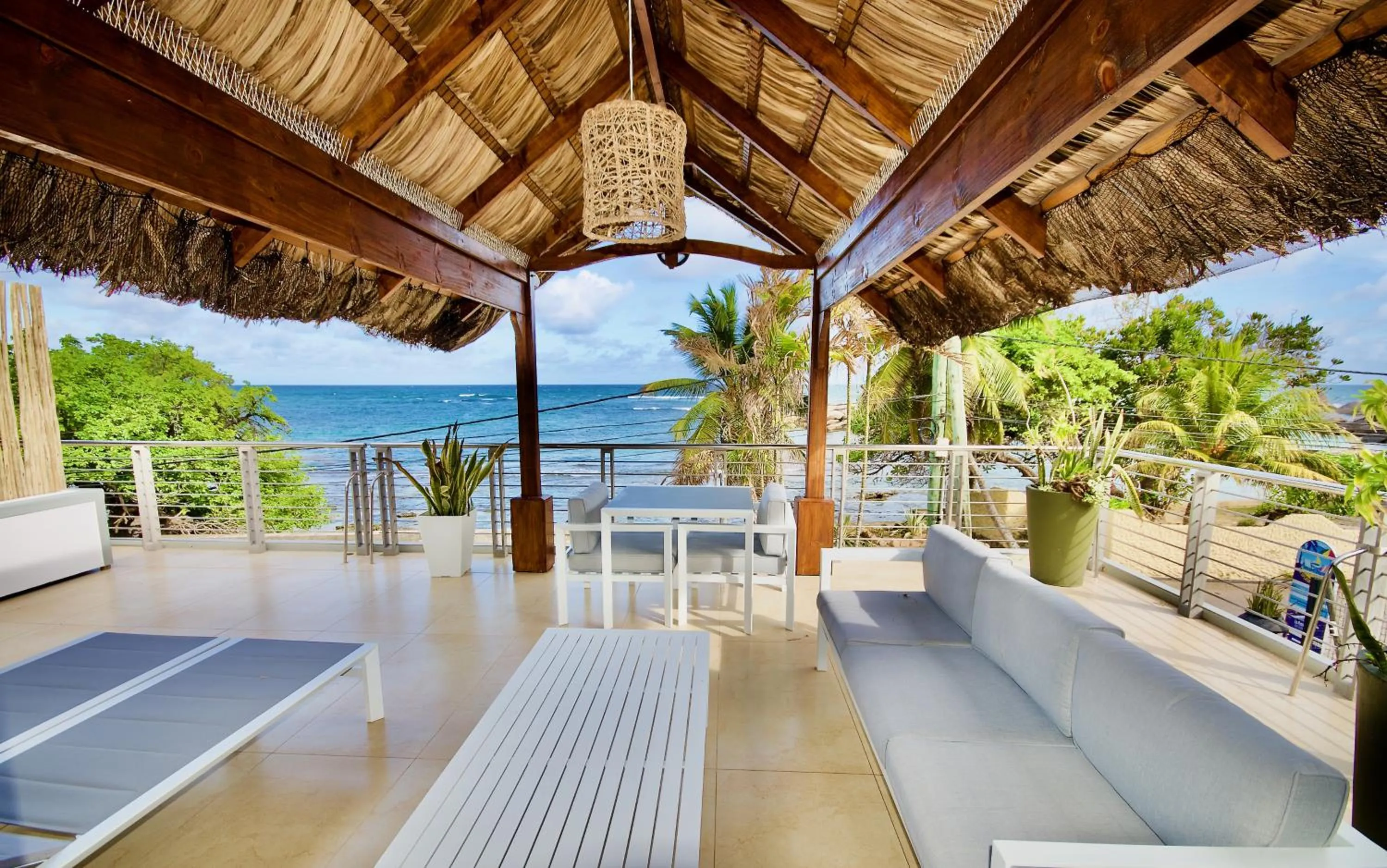 Balcony/Terrace in La Petite Maison and Sea Splash
