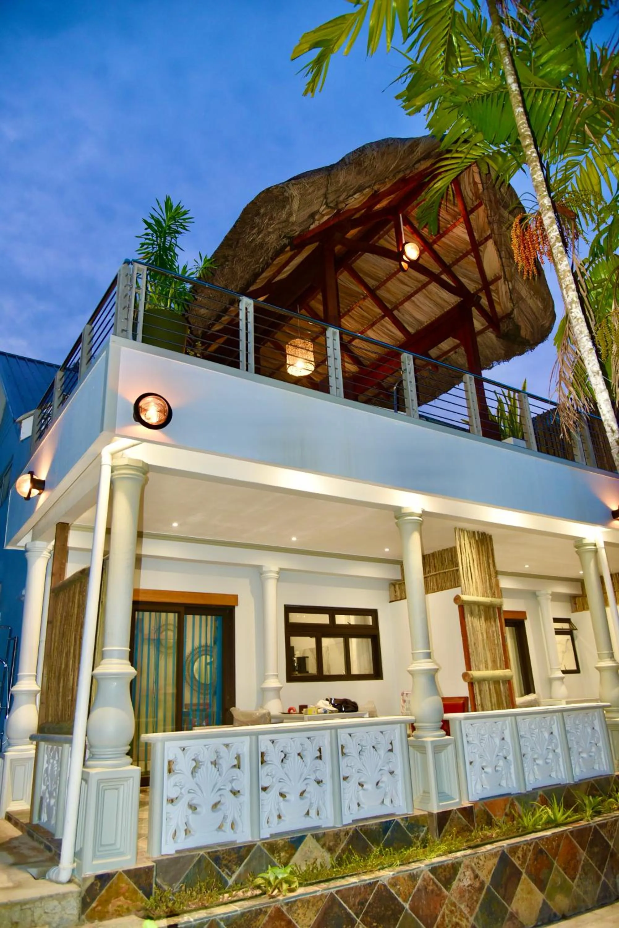 Property building in La Petite Maison and Sea Splash