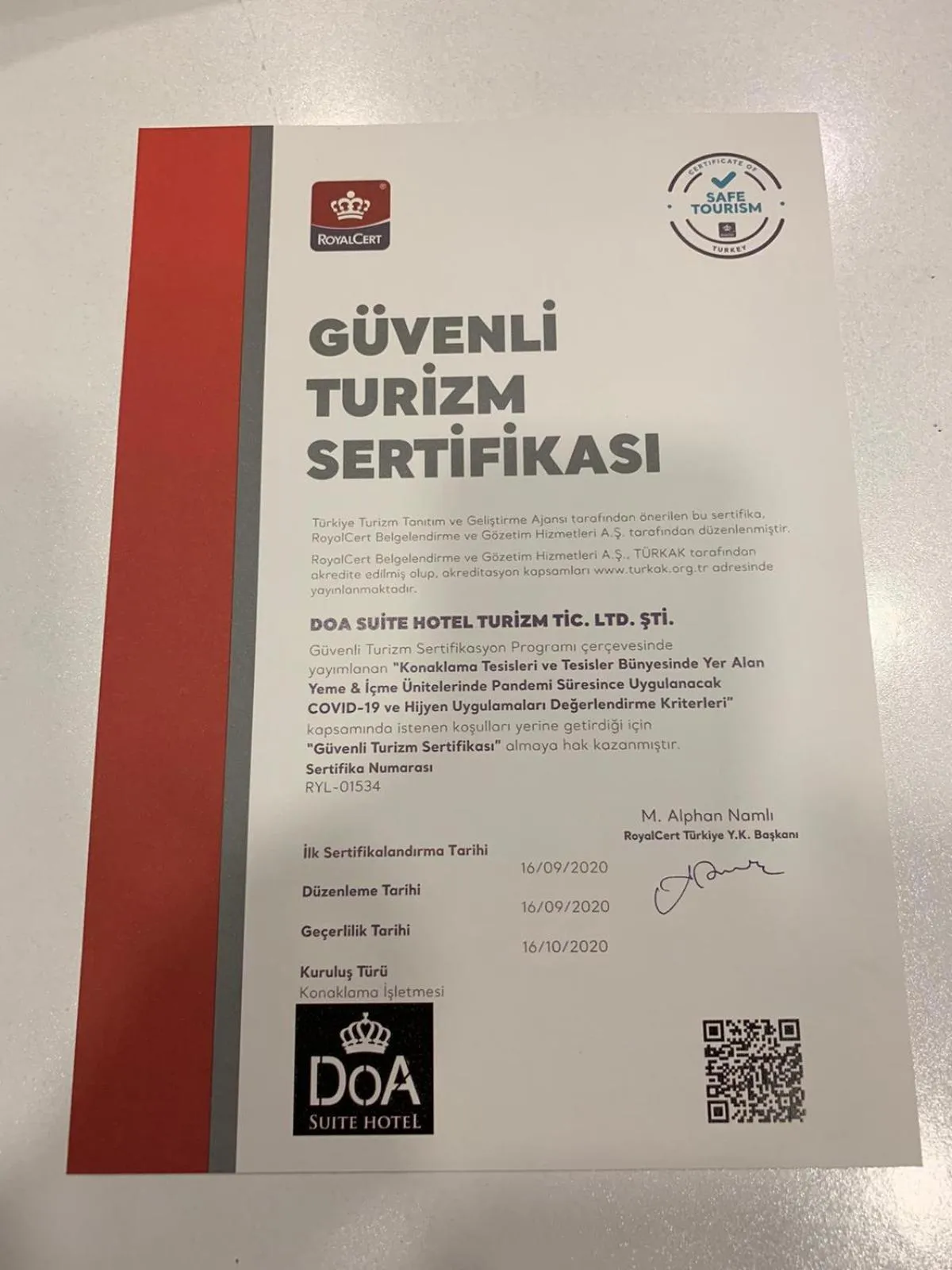 Logo/Certificate/Sign in Doa Suite Hotel