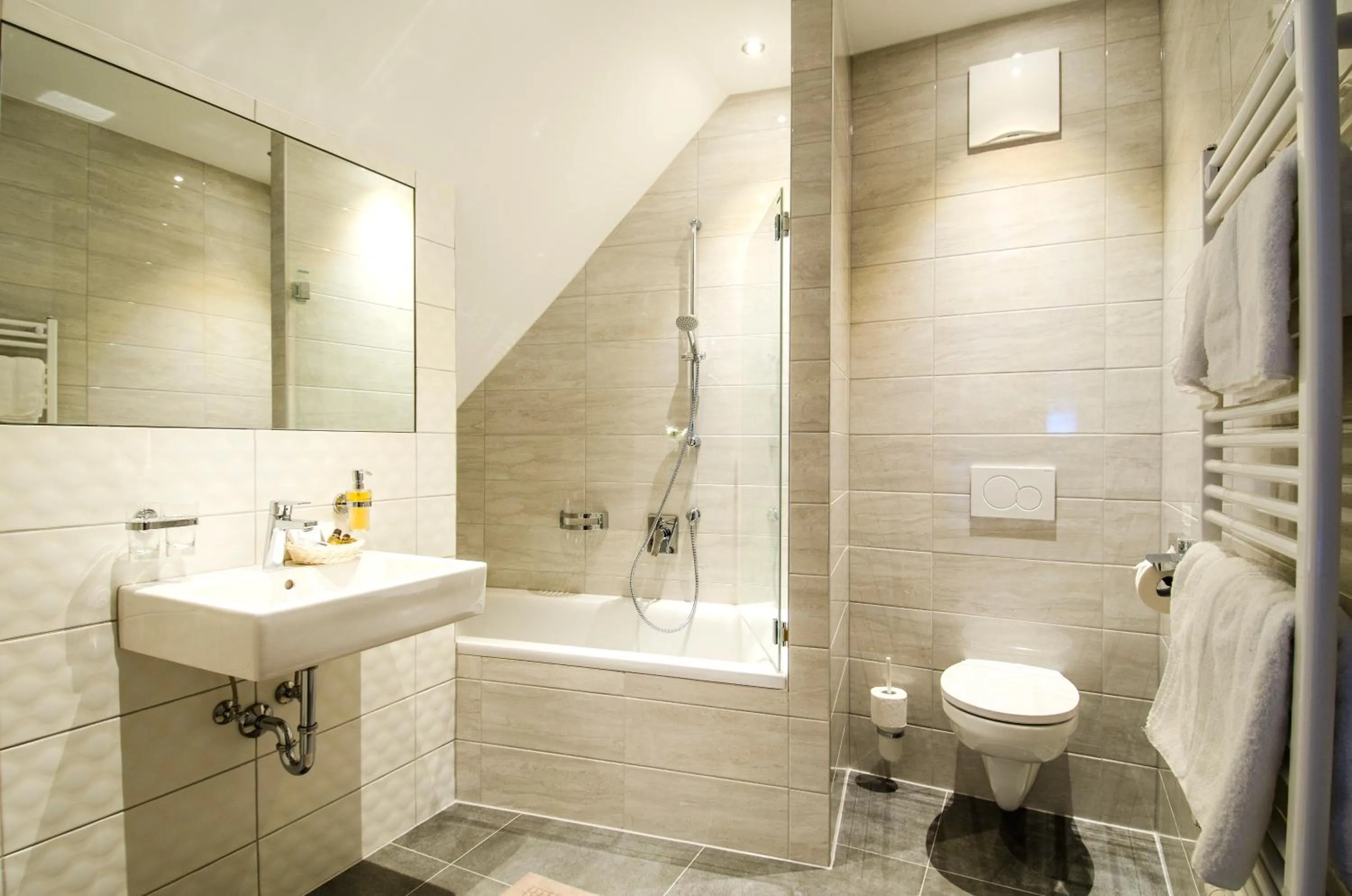 Bathroom in Apart Forum