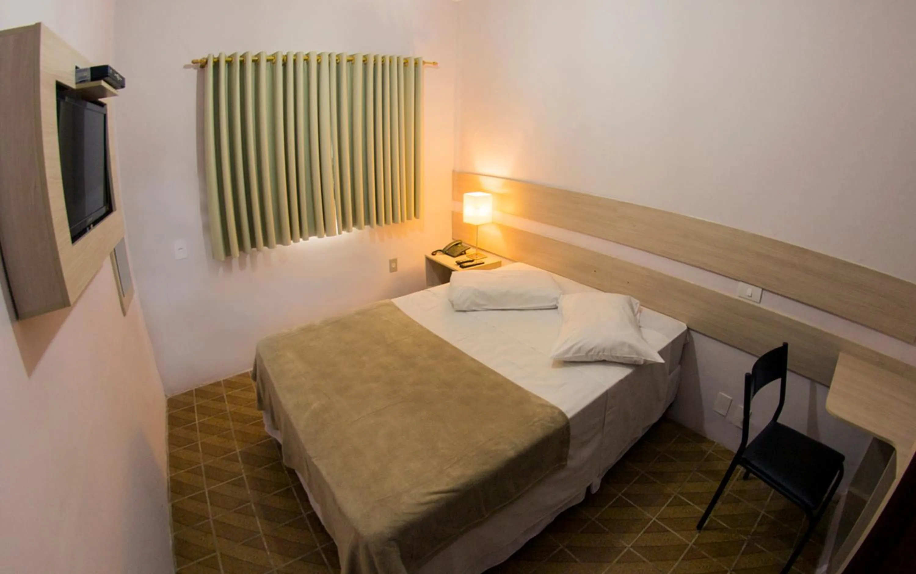 Photo of the whole room, Bed in Hotel Castro Mendes