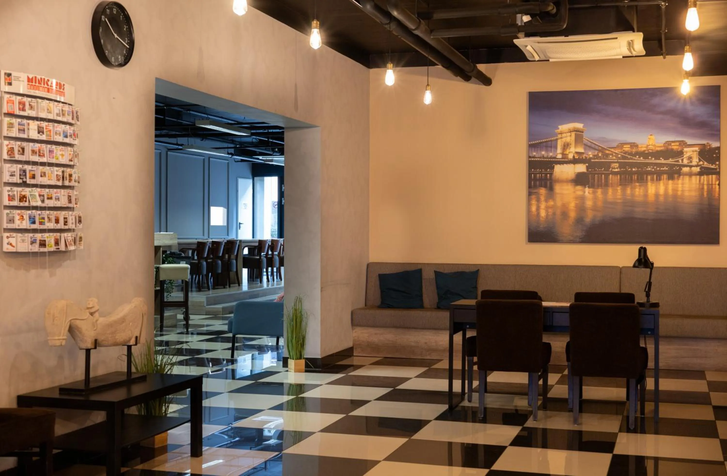 Di Verdi Imperial Hotel