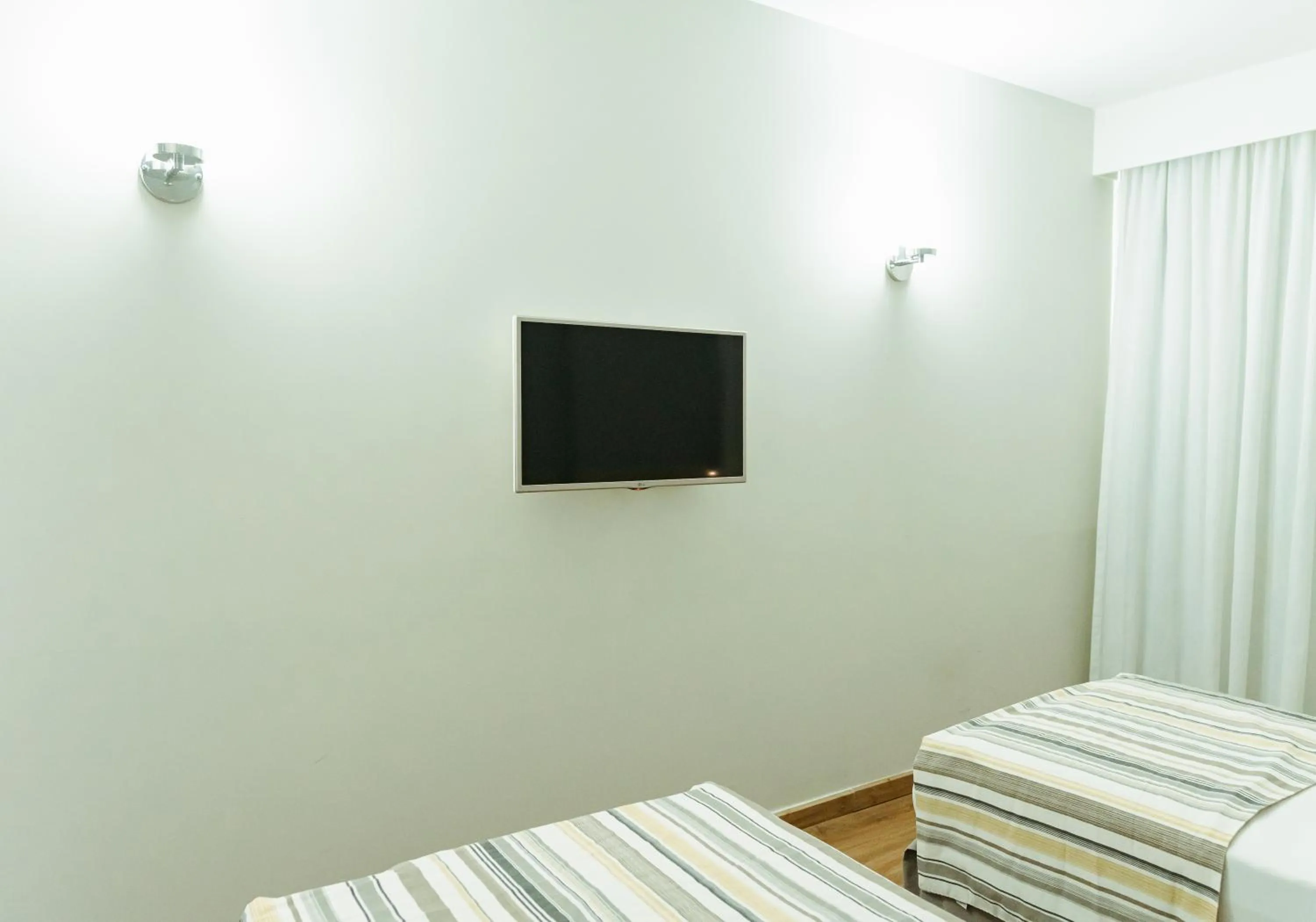 TV and multimedia, Bed in Days Inn by Wyndham Rio de Janeiro Lapa