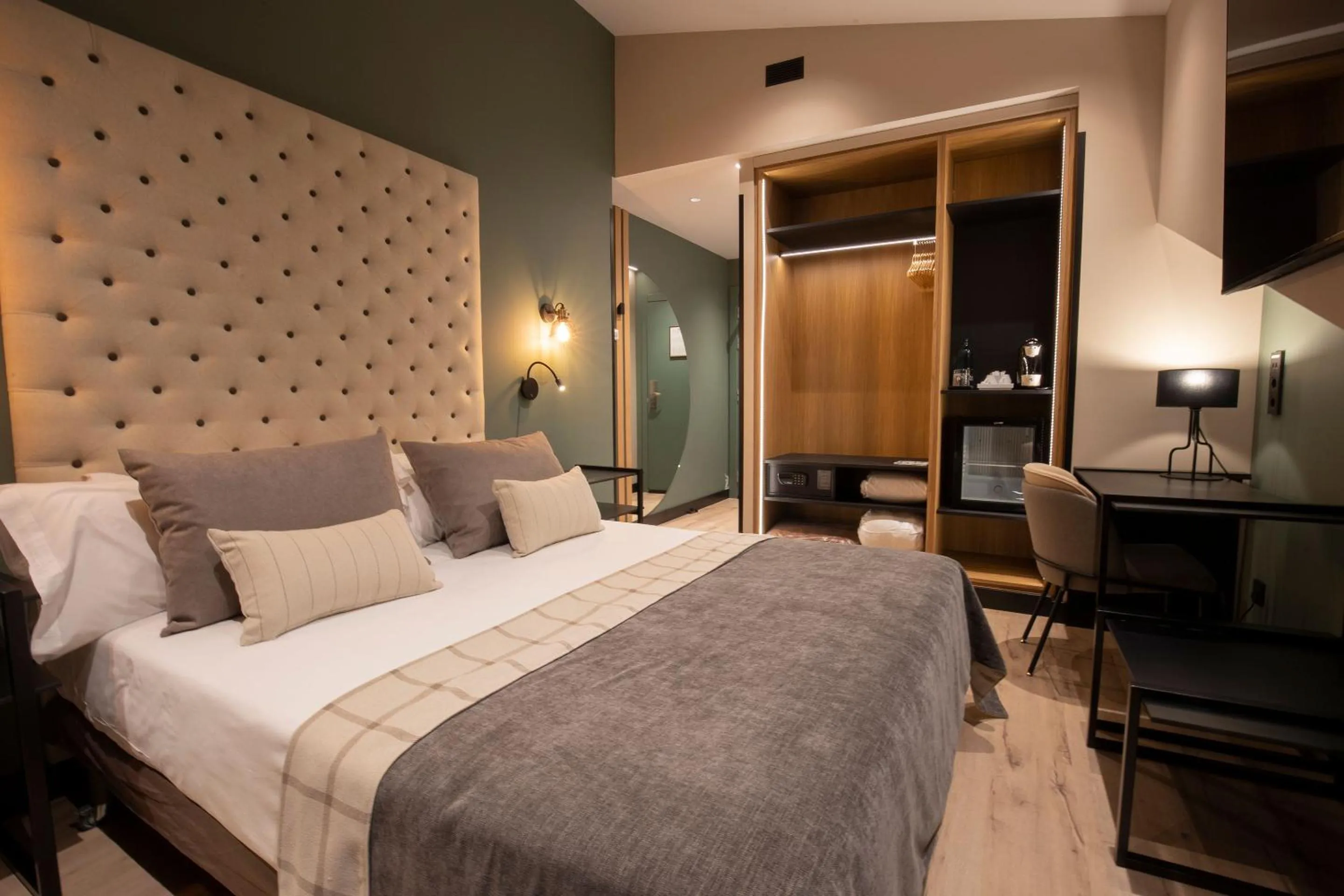 Bed in Hotel Piolets Soldeu Centre by Nexta