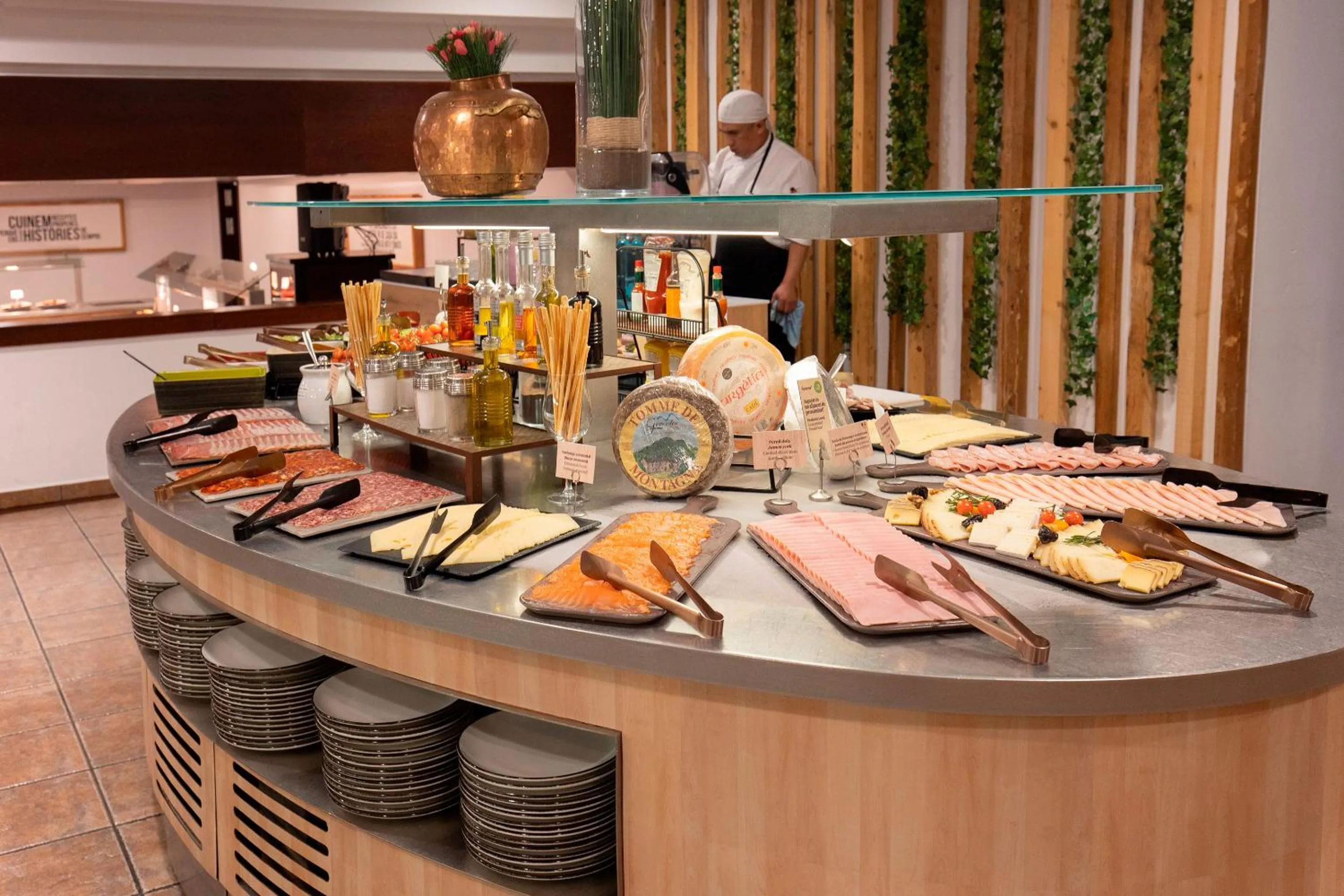 Buffet breakfast in Hotel Piolets Soldeu Centre by Nexta