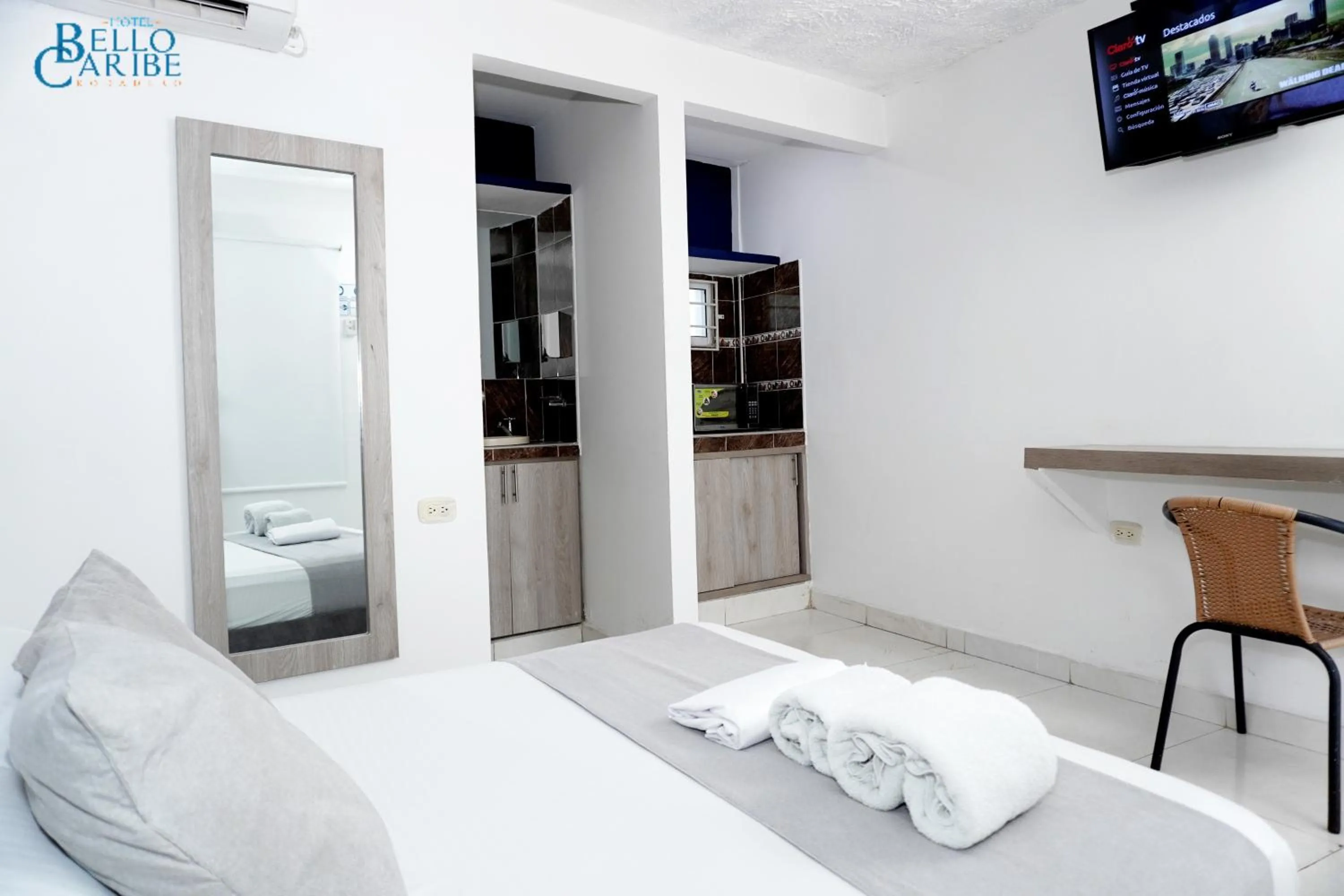 Photo of the whole room, Bed in Hotel Bello Caribe Rodadero