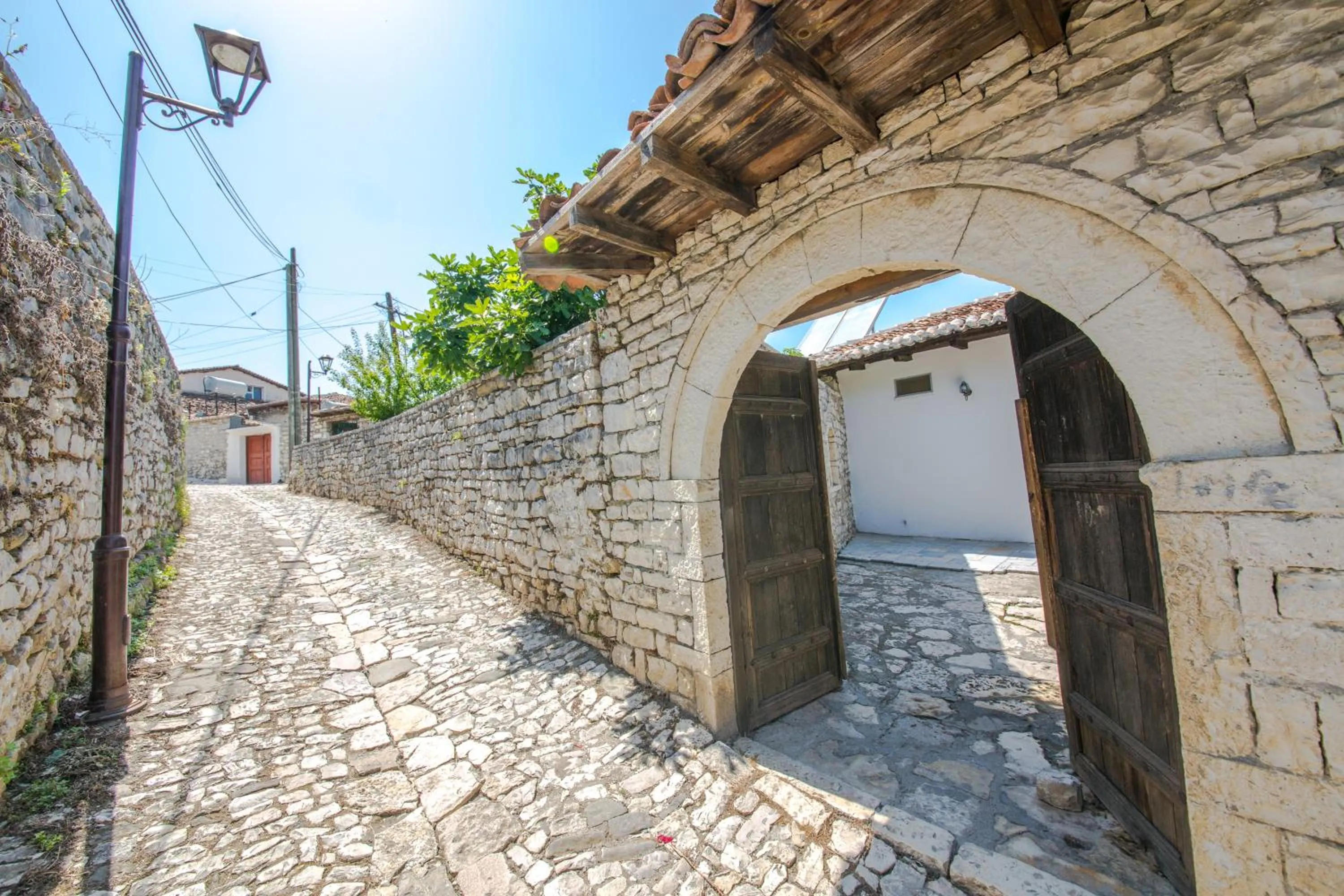 Property building in Hotel Kalaja