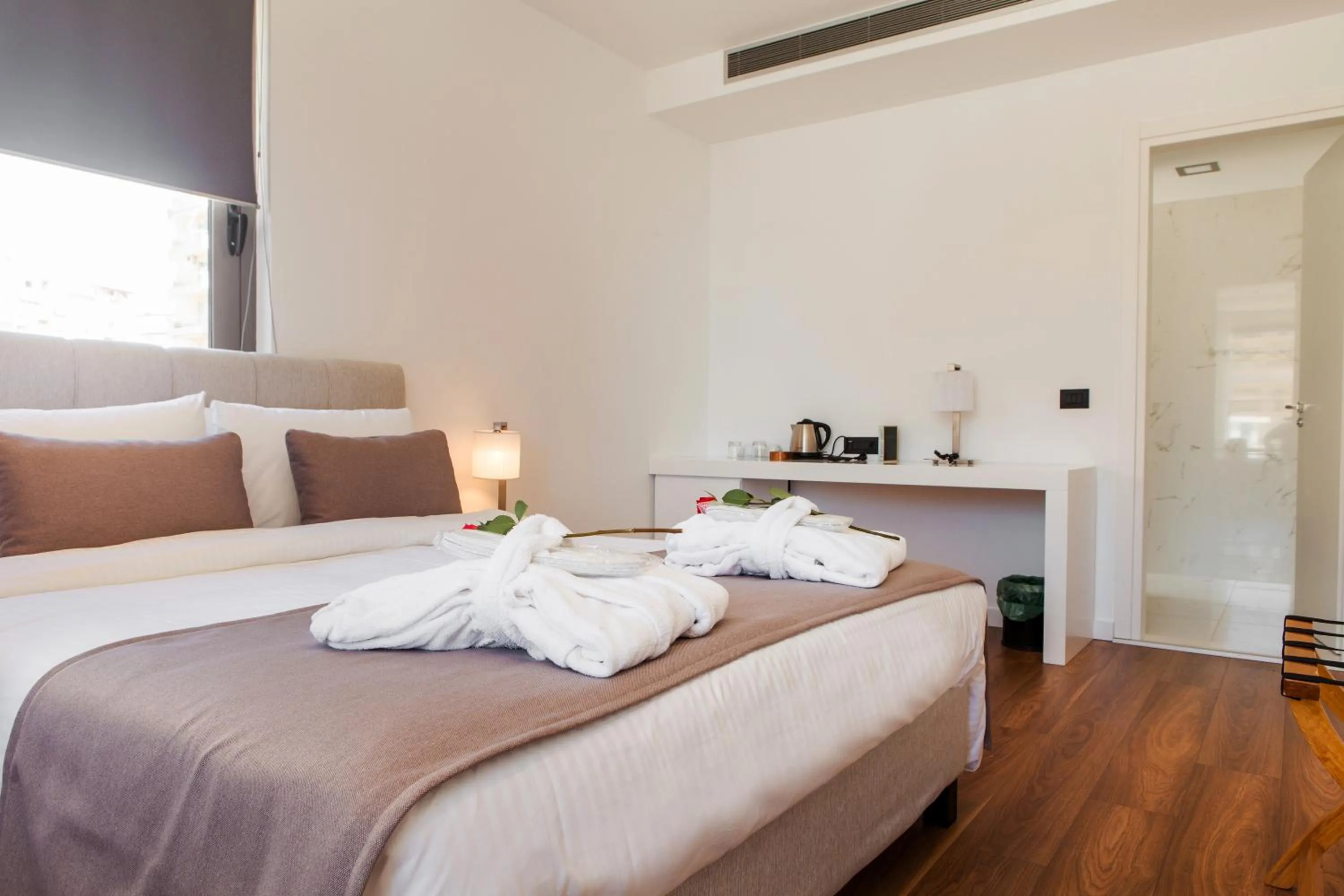 Photo of the whole room, Bed in Andon Lapa Hotel & Spa