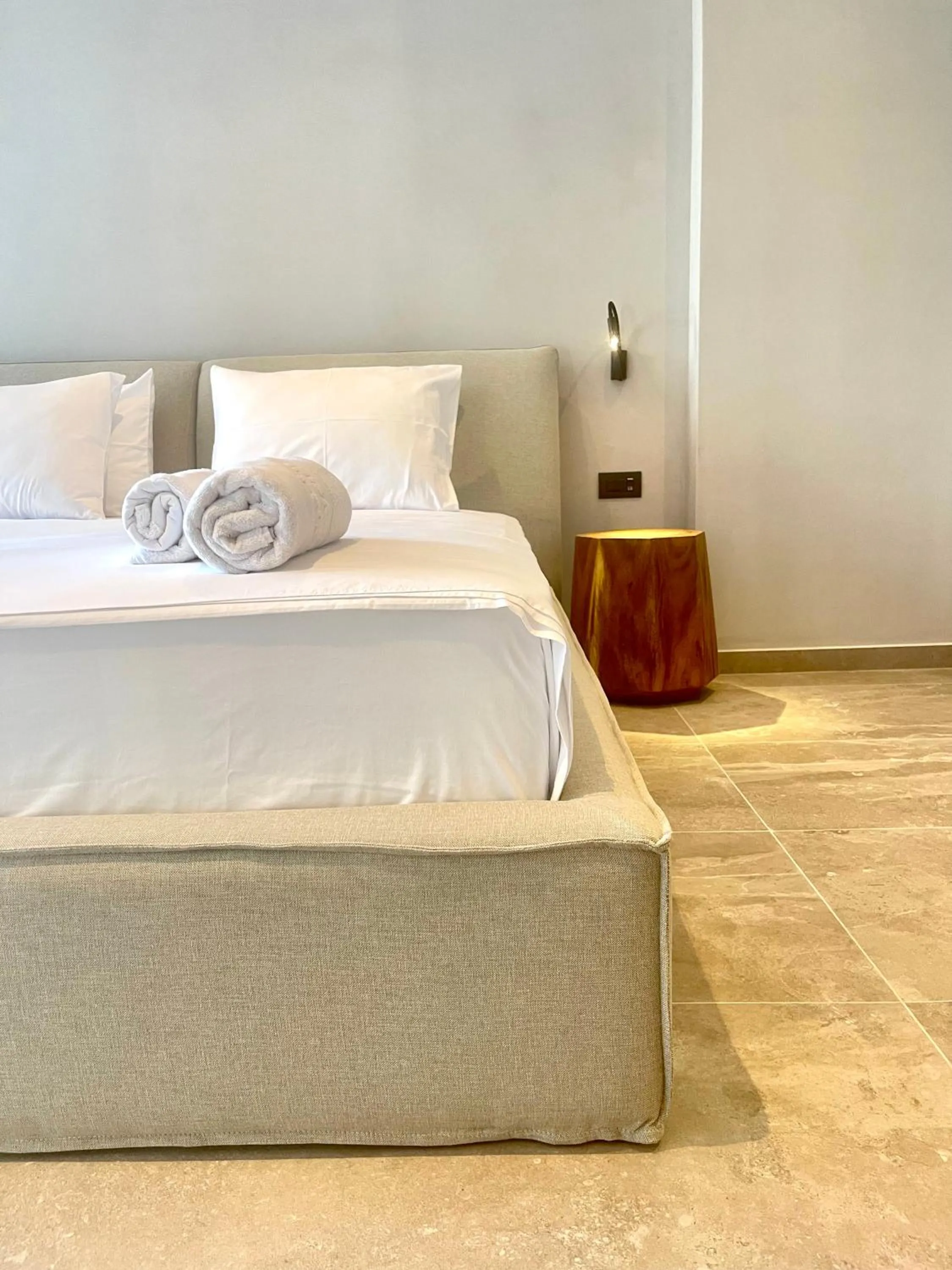 Bed in Andon Lapa Hotel & Spa