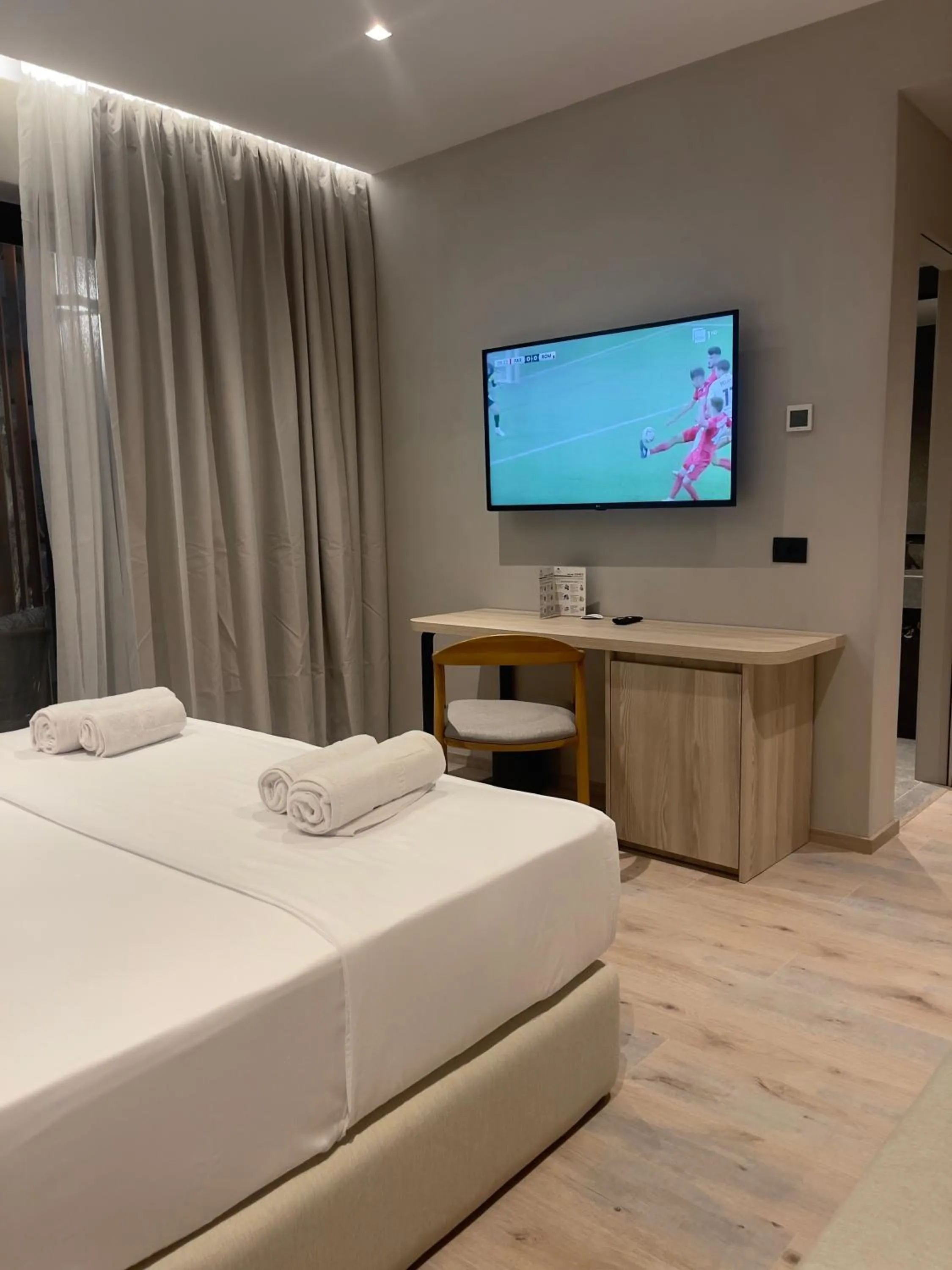 Bed in Andon Lapa Hotel & Spa