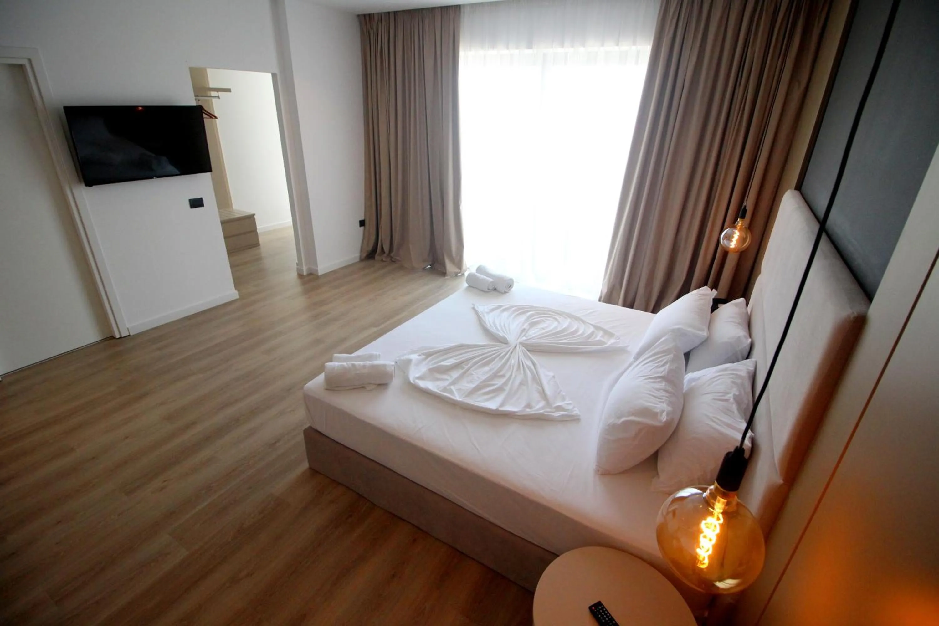 Bed in Andon Lapa Hotel & Spa