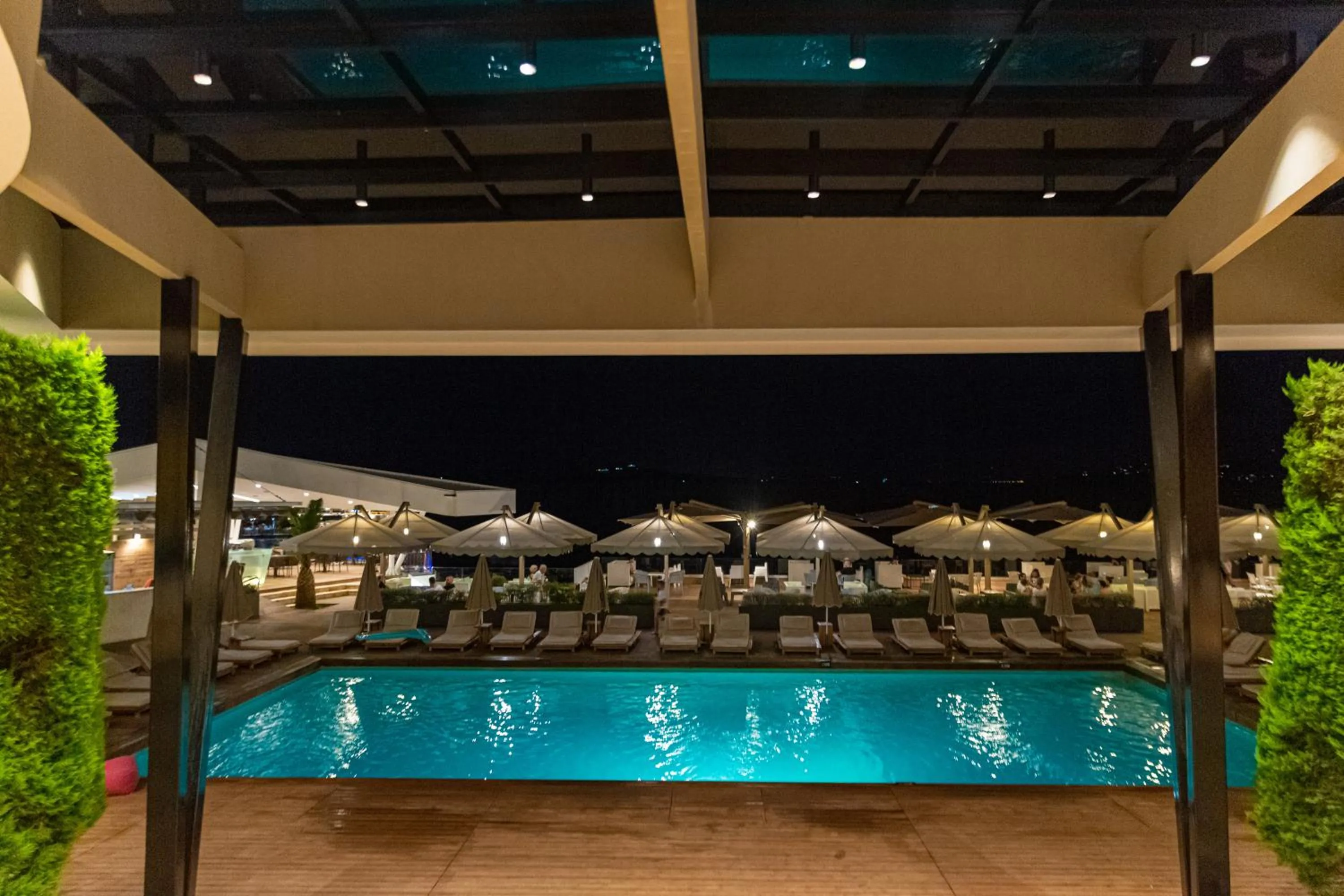 Swimming pool in Andon Lapa Hotel & Spa