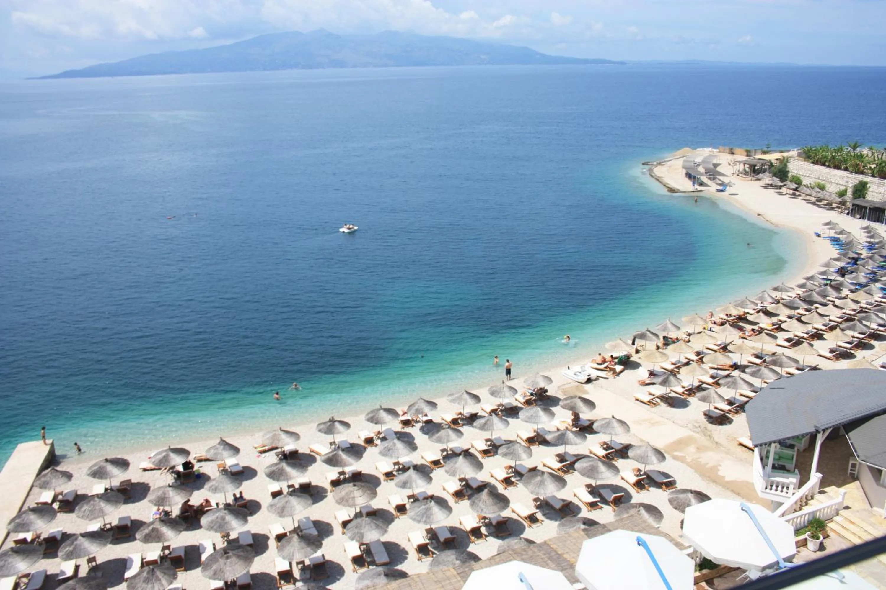 Beach in Andon Lapa Hotel & Spa